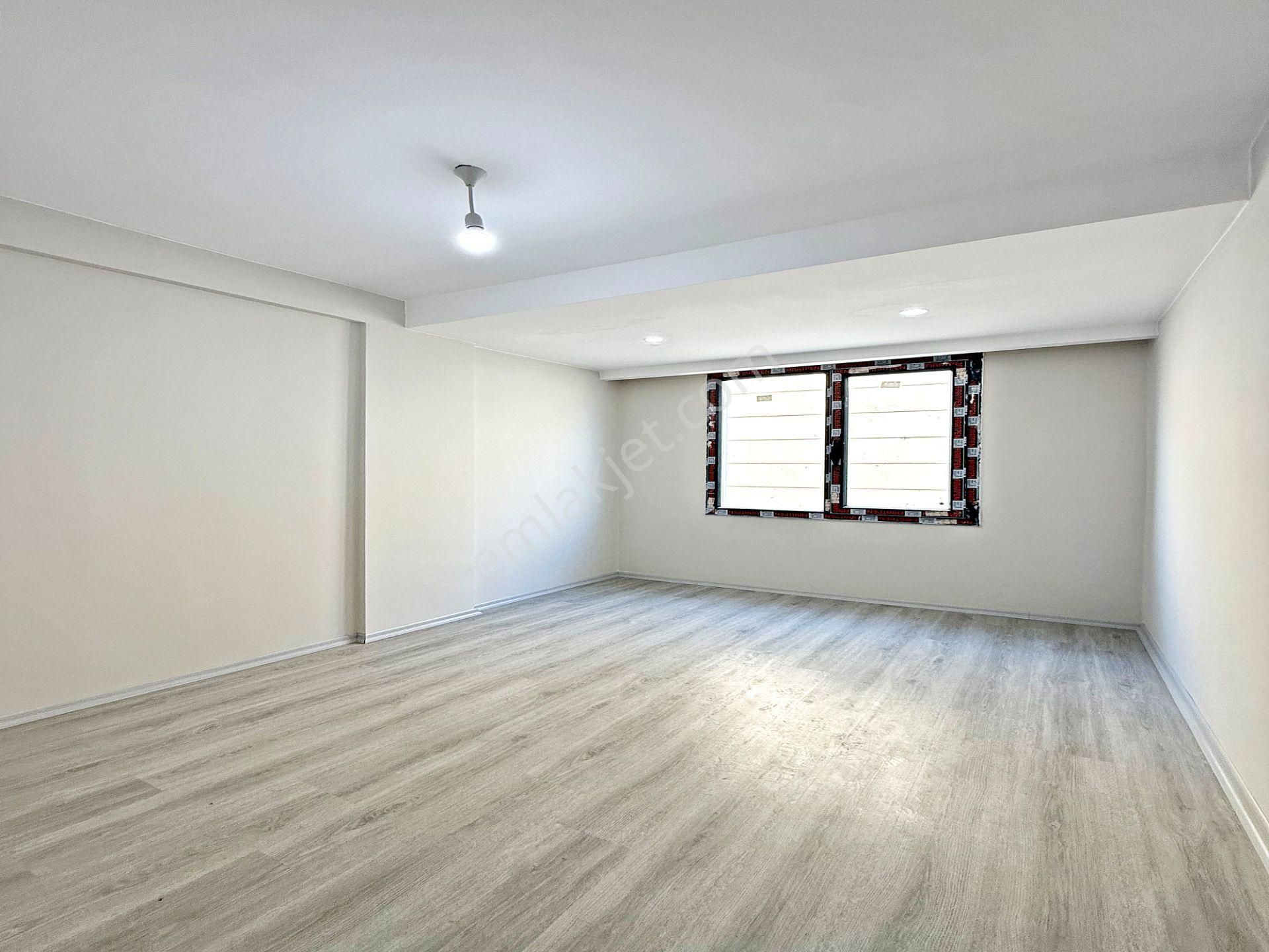 Tem Otoyolunun Dibinde Asansörlü Sıfır Binada 2+1 Ara Kat Daire - Görsel 2