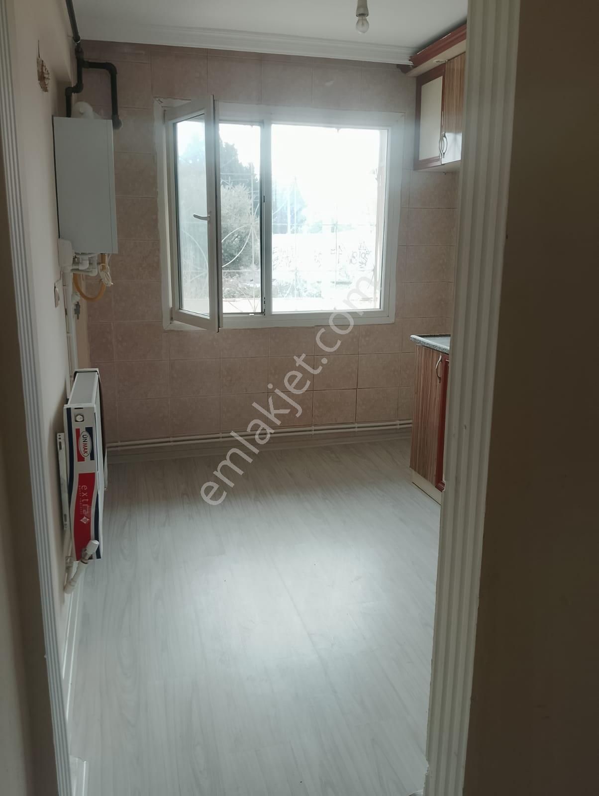 Satılık İzmir Çiğli Balatcık'ta 1+1 75 M2 Fırsat Daire - Görsel 16