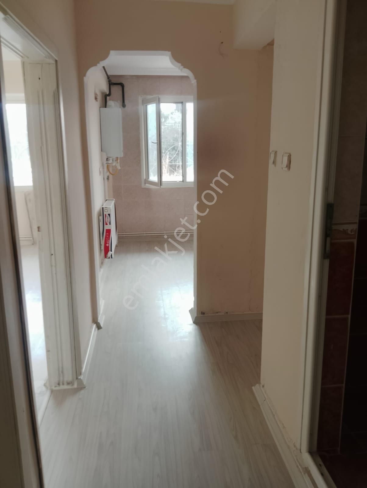 Satılık İzmir Çiğli Balatcık'ta 1+1 75 M2 Fırsat Daire - Görsel 14