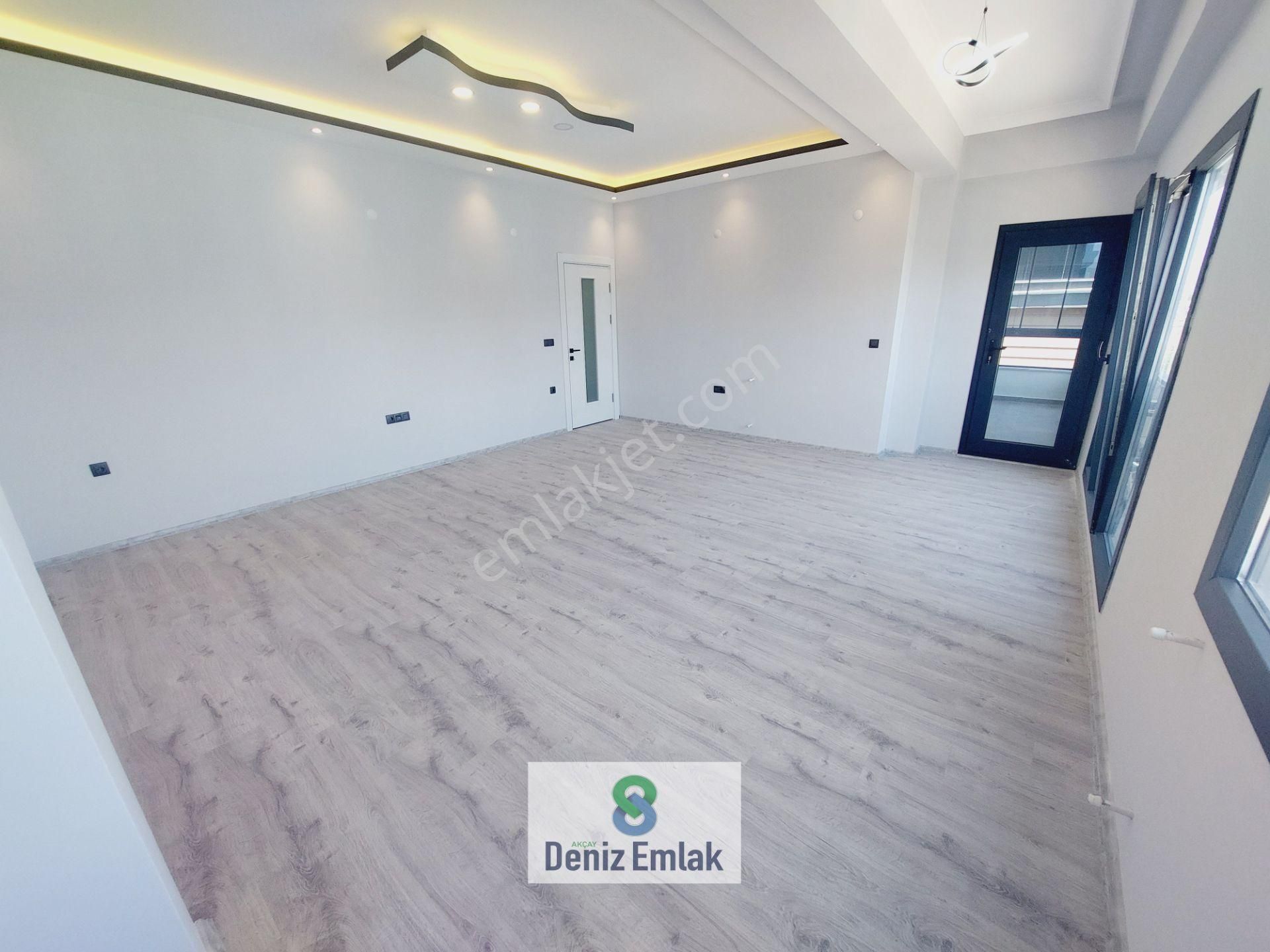 Denizden Akçayda Pazar Pazarında Öncephe Geniş Satılık 3+1 Dubleks Daire. - Görsel 15
