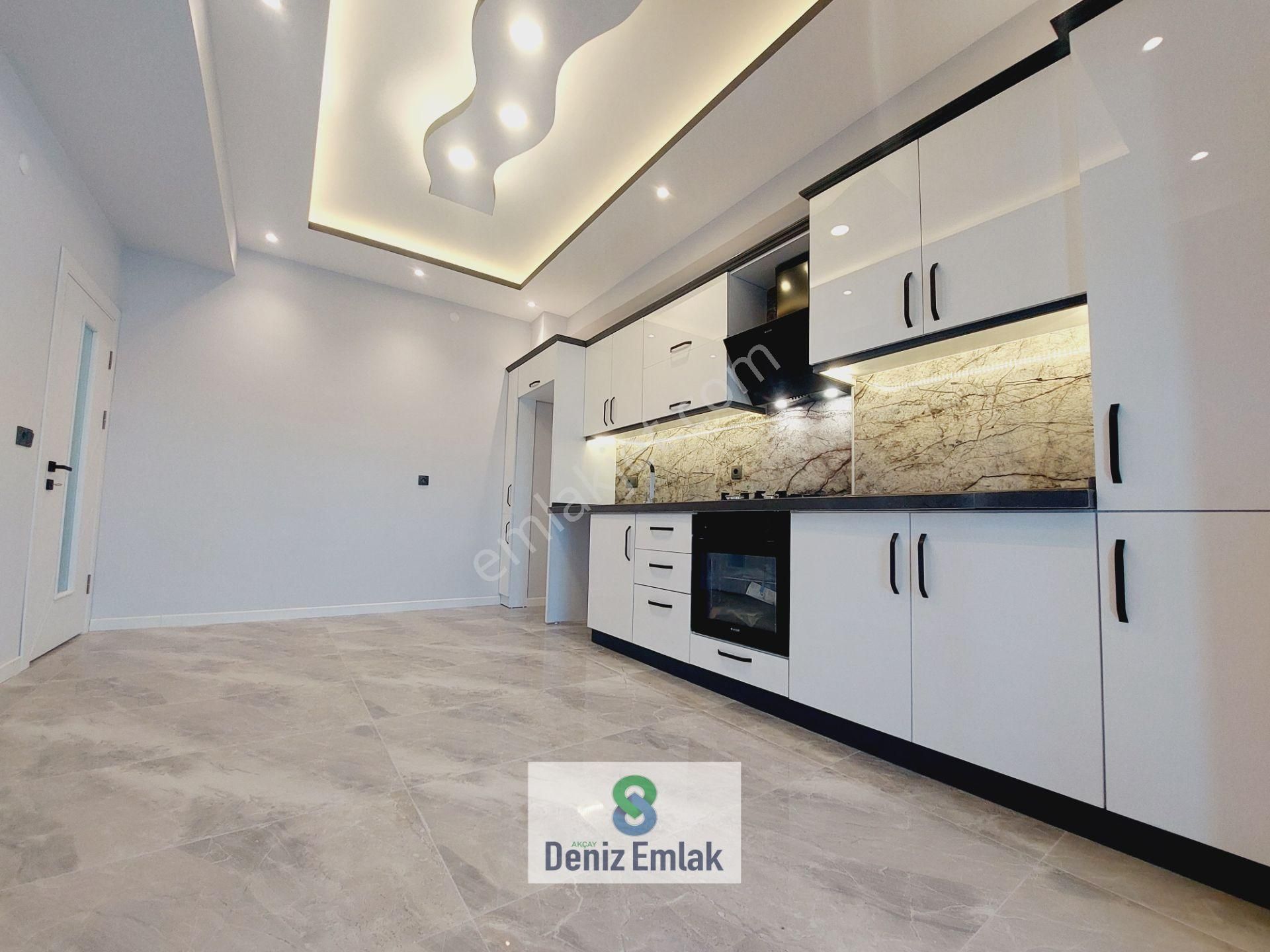 Denizden Akçayda Pazar Pazarında Öncephe Geniş Satılık 3+1 Dubleks Daire. - Görsel 26
