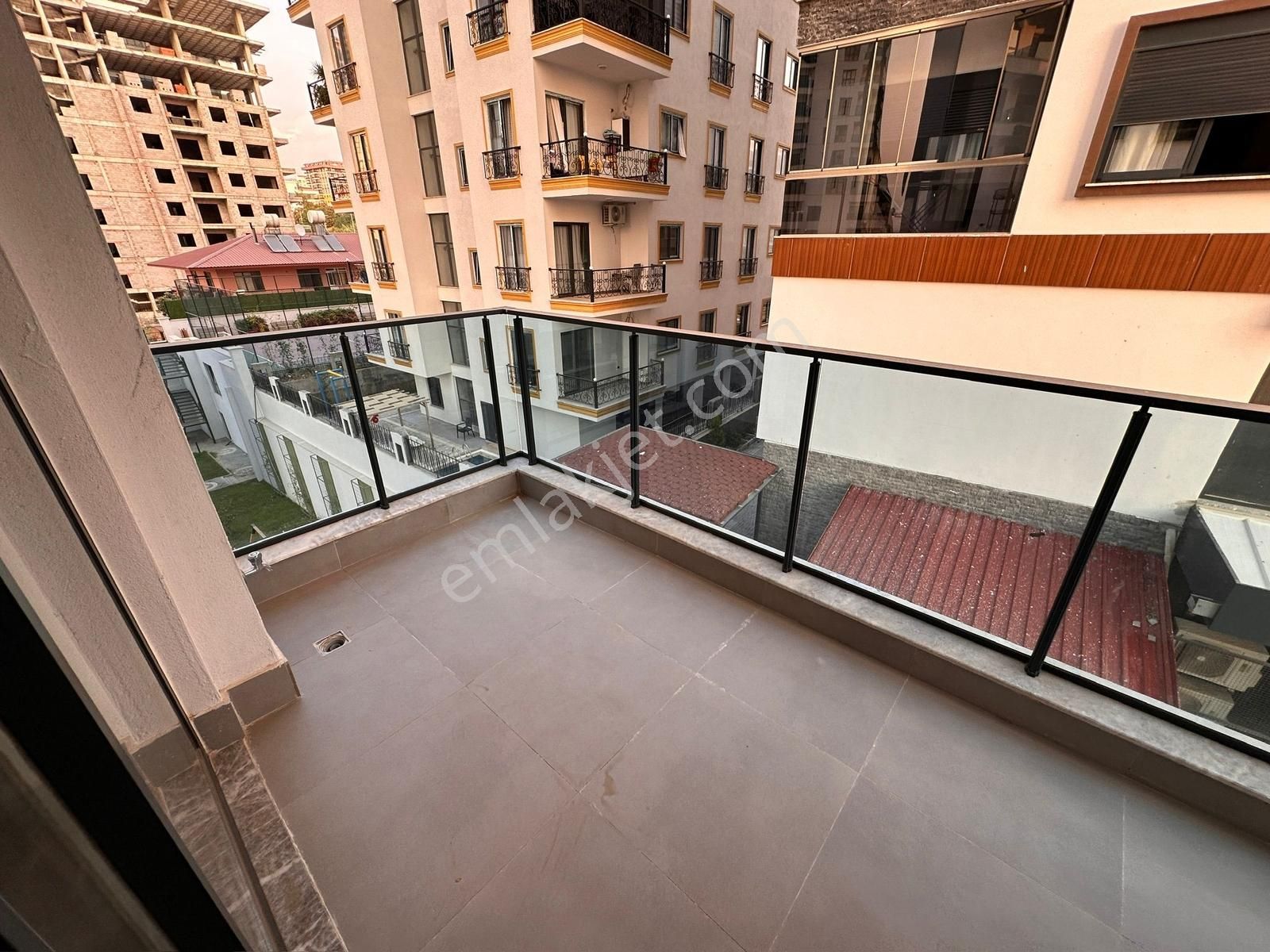 Alanya Mahmutlar Green Ocean Sitesinde Kiralık 1+1 Daire - Görsel 6