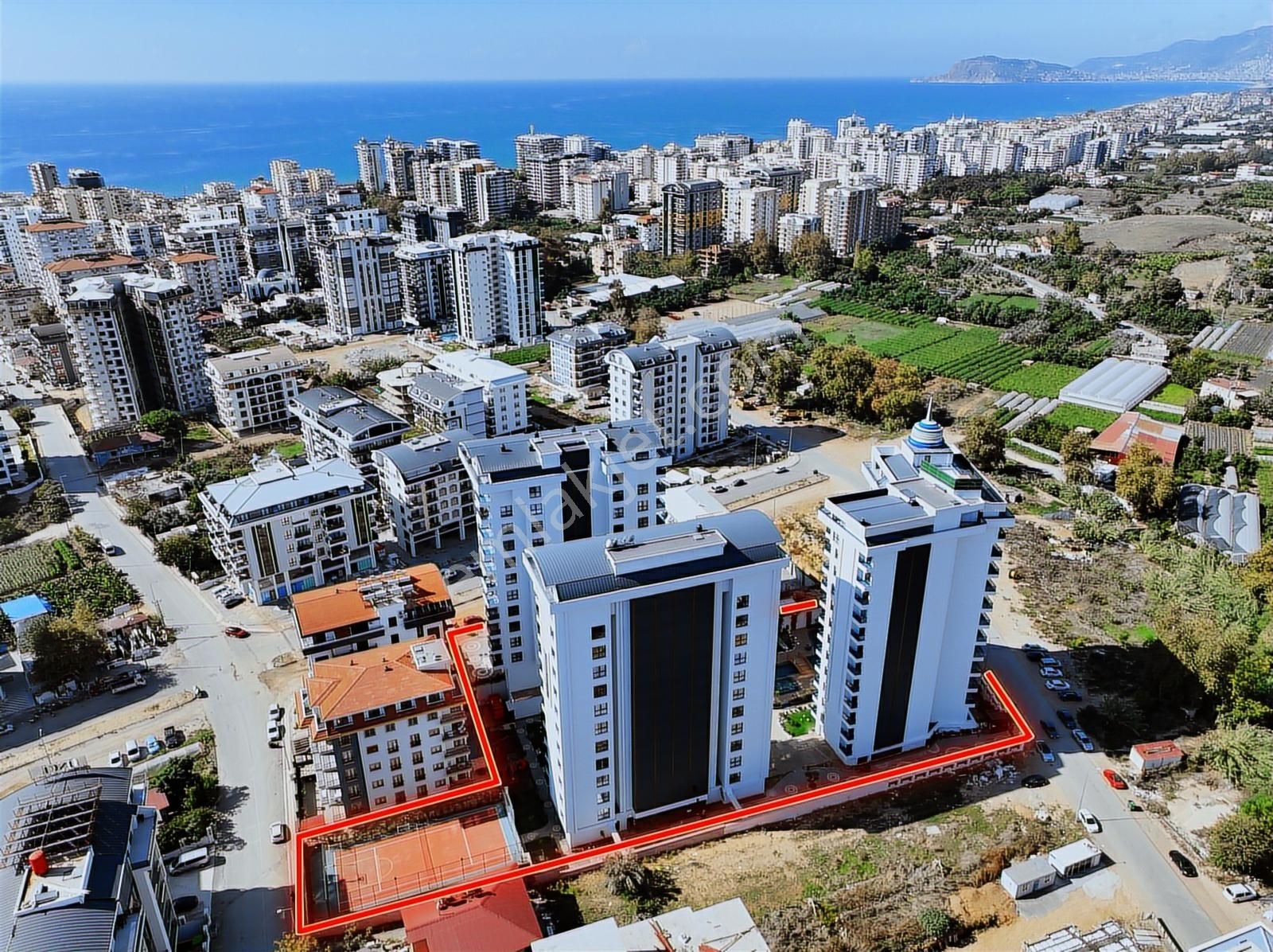 Alanya Mahmutlar Green Ocean Sitesinde Satılık 1+1 Daire