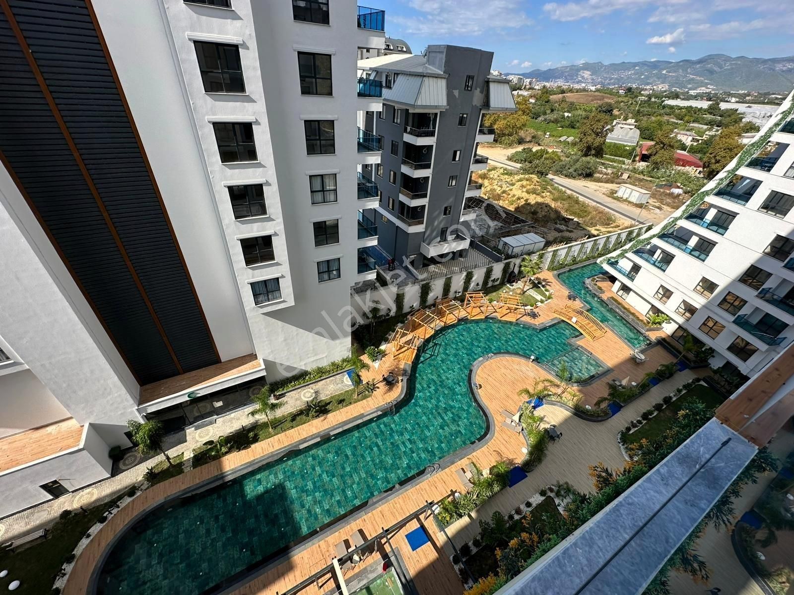 Alanya Mahmutlar Green Ocean Sitesinde Satılık 1+1 Daire - Görsel 12