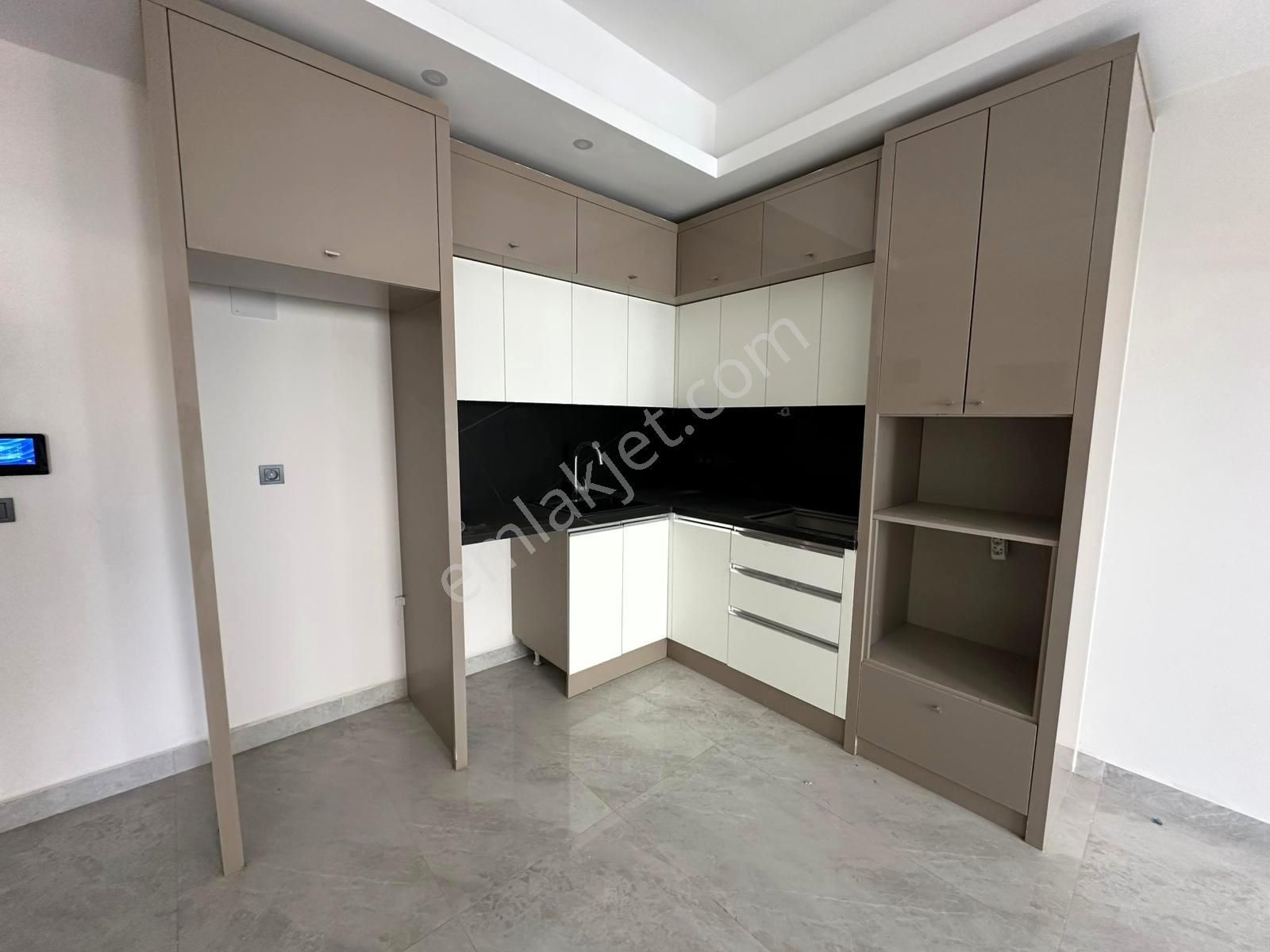 Alanya Mahmutlar Green Ocean Sitesinde Satılık 1+1 Daire - Görsel 6