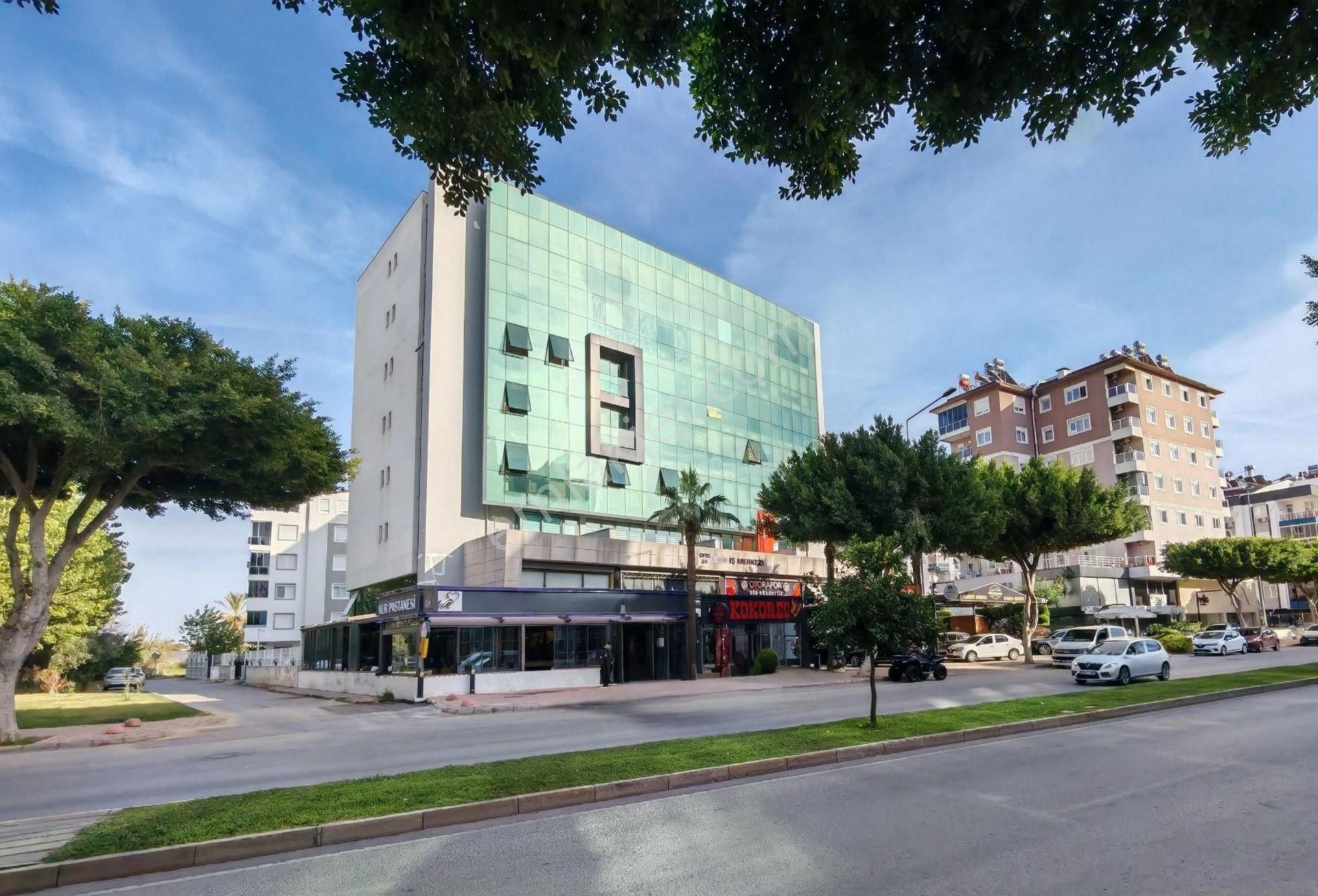 Termesos Bulvarı Üzerinde | Prestijli İş Merkezinde Modern Ofis