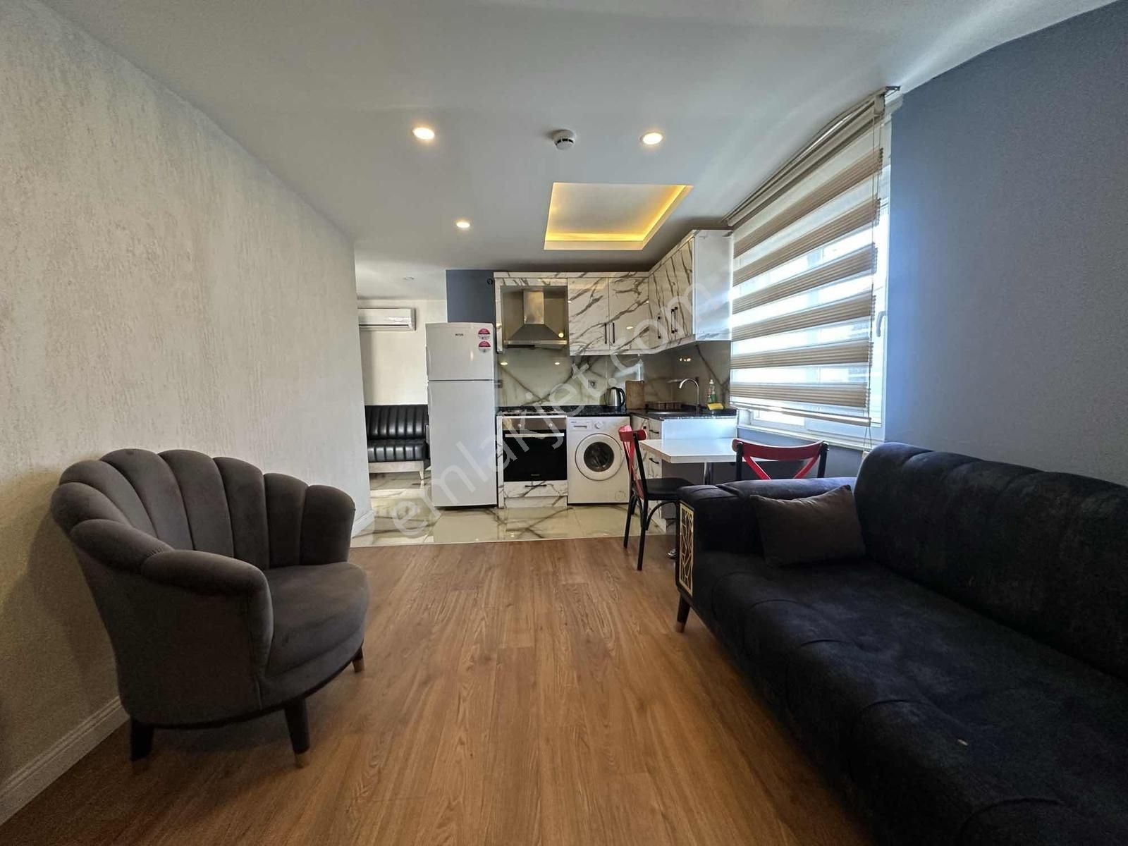 Atabay'dan Güzelobada 1+1 Ful Eşyalı Havuzlu Teraslı Depozitosuz - Görsel 9