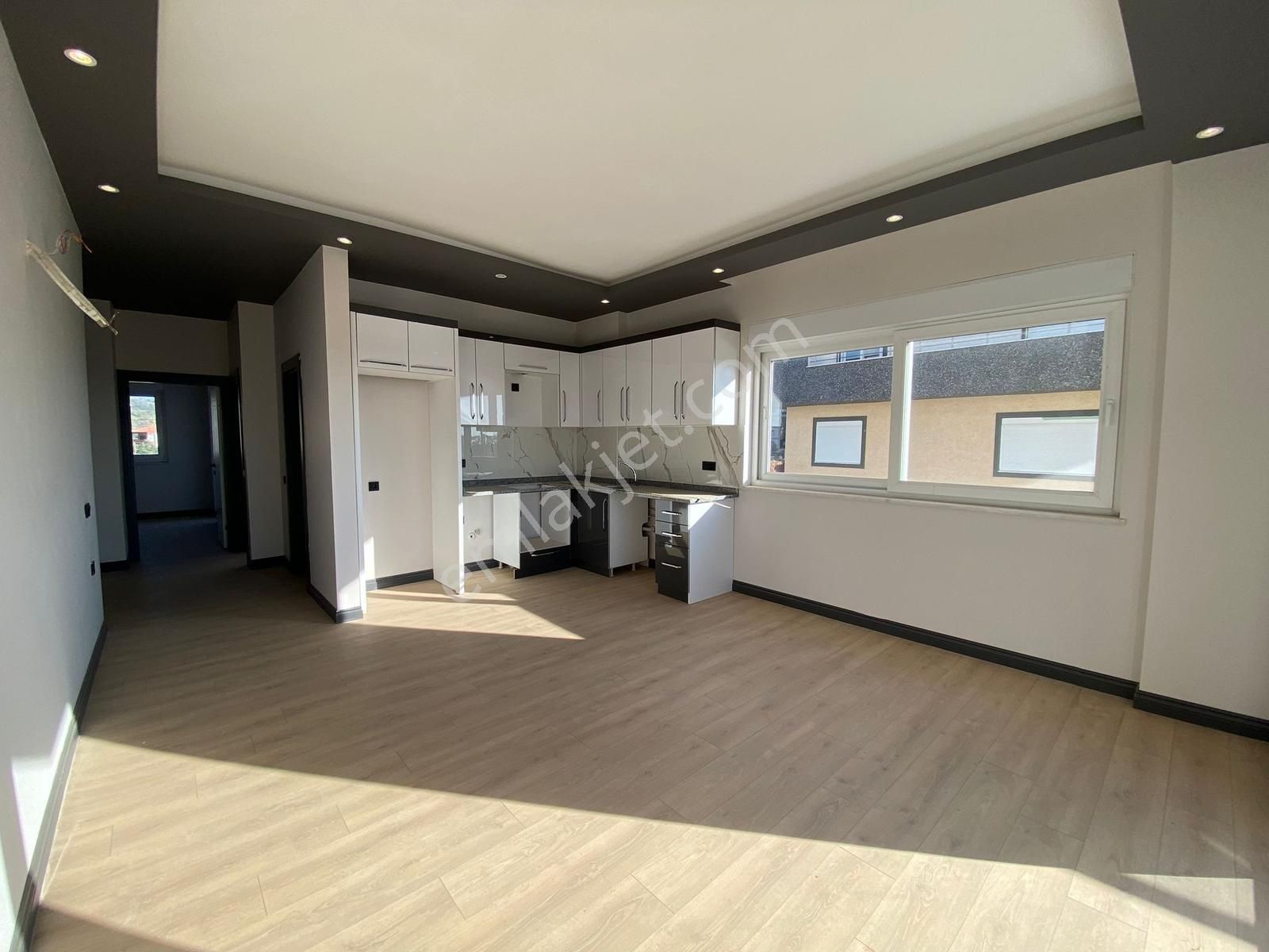 2+1 Sıfır Daire Alanya Oba Bal Lıfe Sitesi - Görsel 24