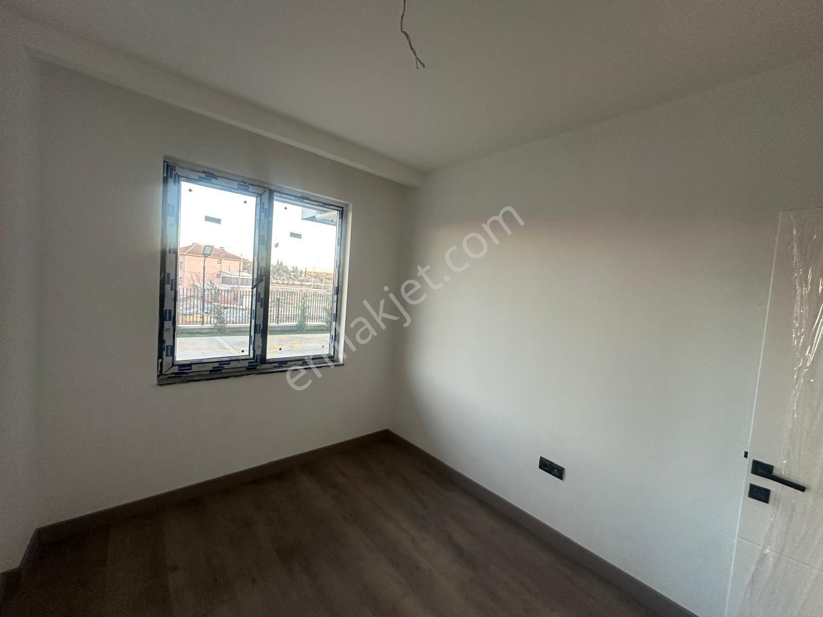 Susuz Meydan Suit'de Bağımsız Mutfaklı 2+1 Satılık Daire - Görsel 9