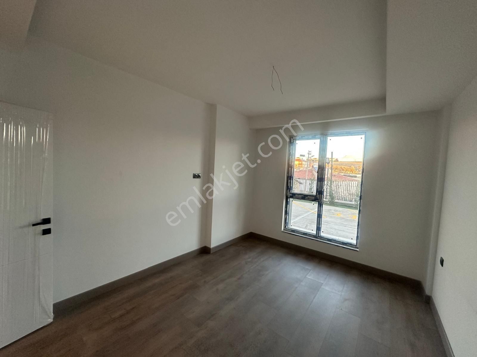 Susuz Meydan Suit'de Bağımsız Mutfaklı 2+1 Satılık Daire - Görsel 8