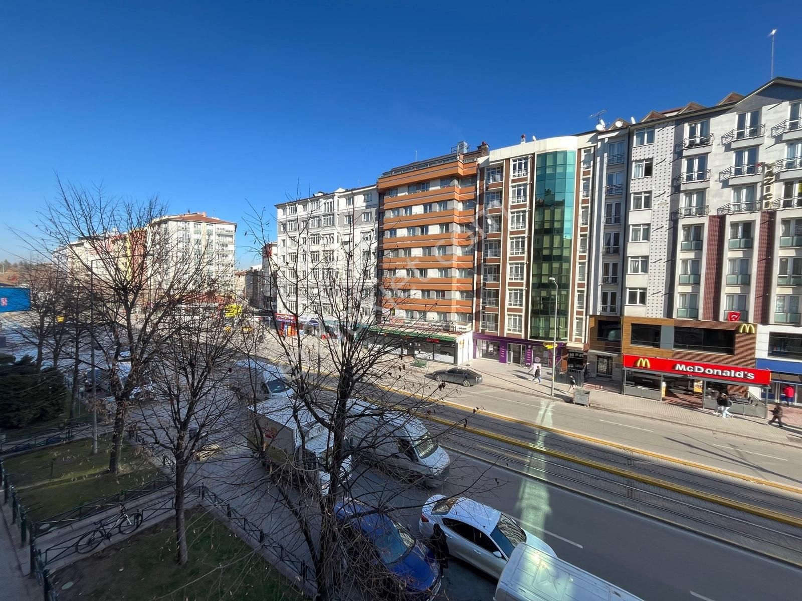 Bess'den Üniversite Cad. Üzerinde Yeni Proje'de Satılık Daire - Görsel 21