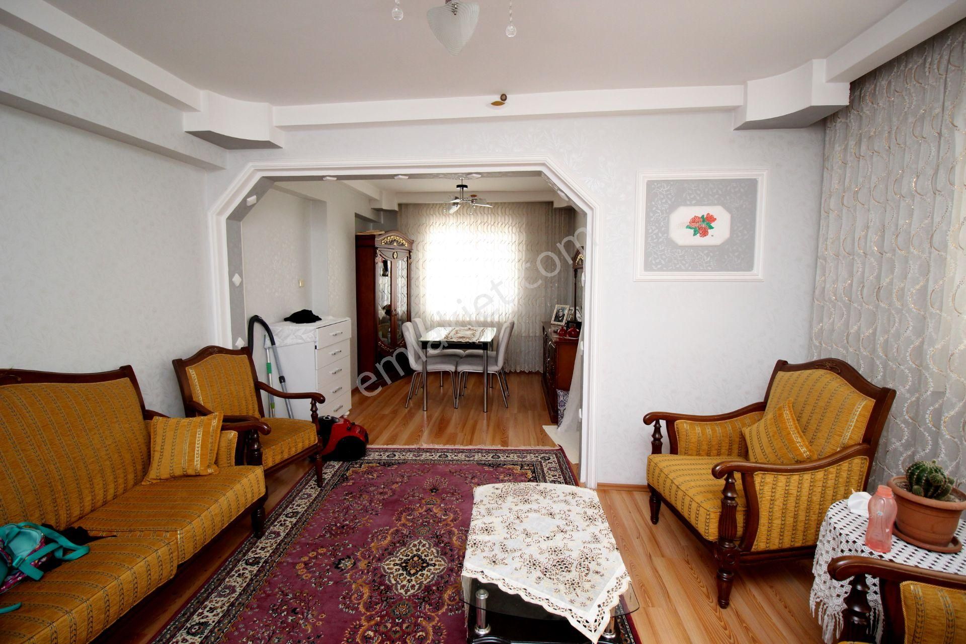 Emre Emlaktan Elvankent'de 14.cd Yanı Dubleks 5+1 Süper Geniş Satılık Daire - Görsel 12