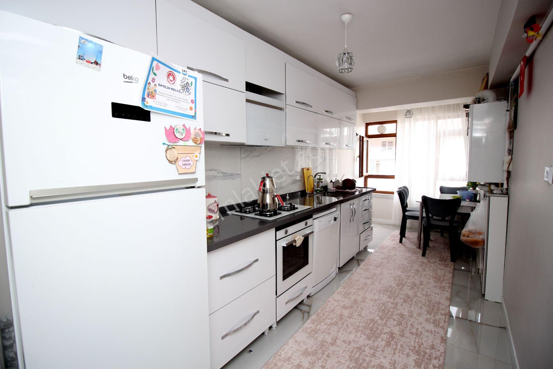 Emre Emlaktan Elvankent'de 14.cd Yanı Dubleks 5+1 Süper Geniş Satılık Daire - Görsel 3