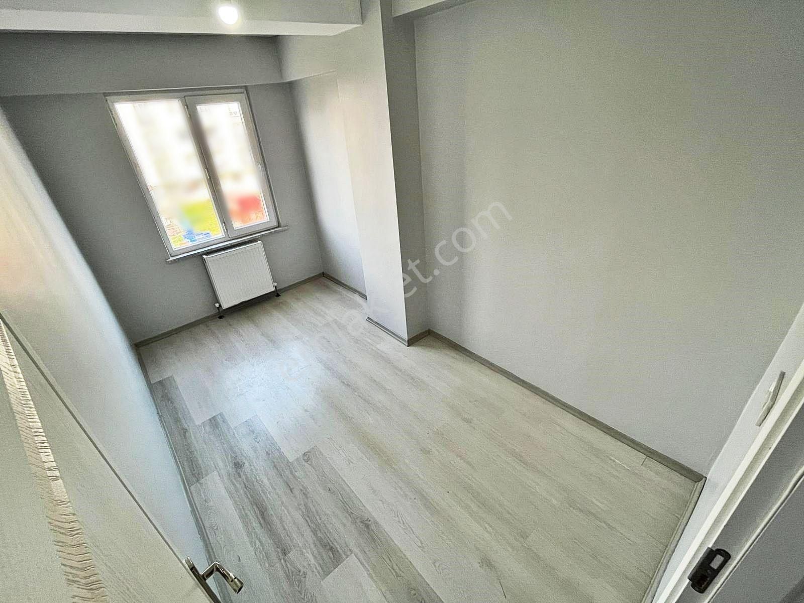 Az-er Yapıdan Hastane Karşısında Satılık Ön Cephe 2+1 Daire!! - Görsel 15