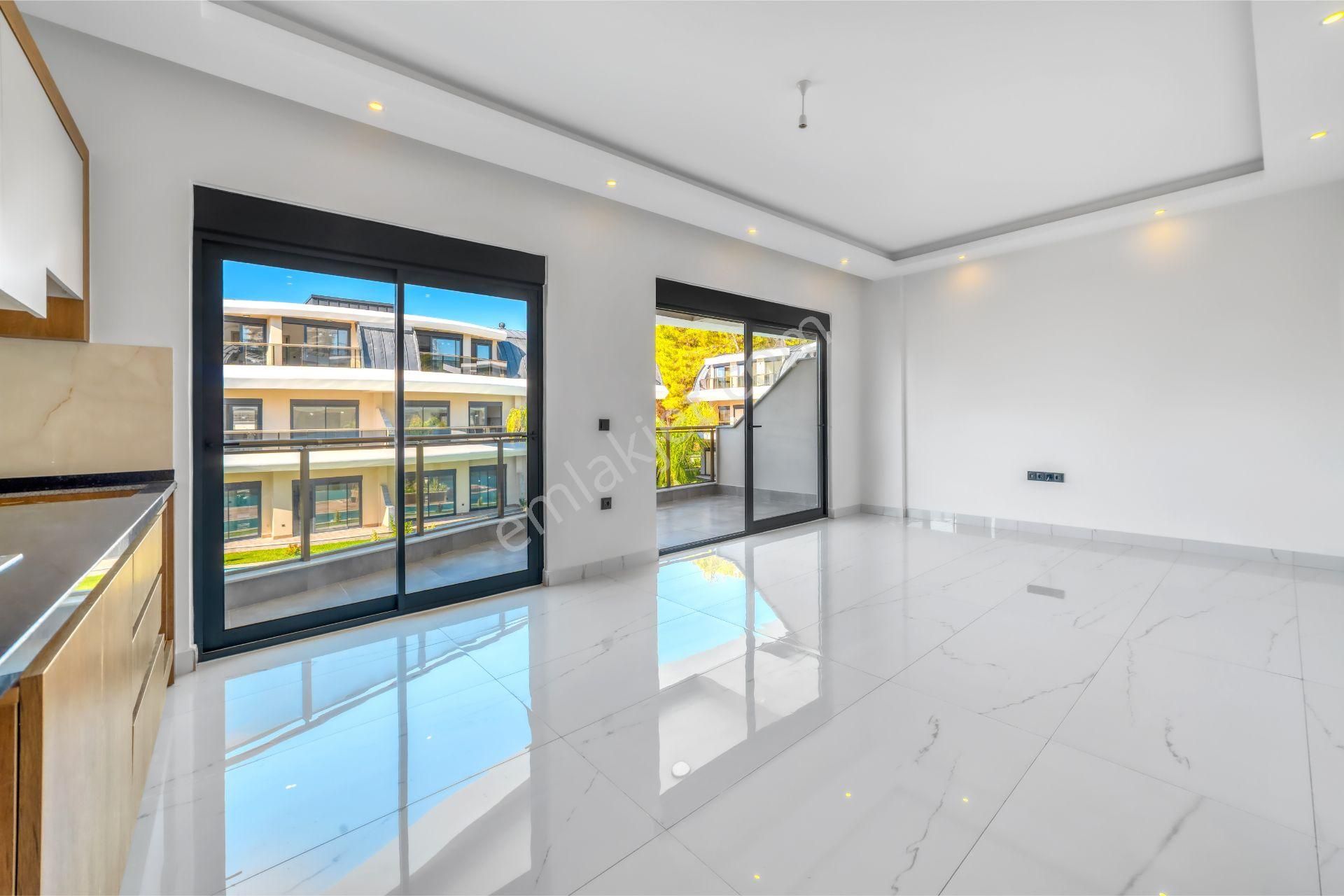 Nefes Kesici Manzaraya Sahip, Sıfır 2+1 Lüks Rezidans | The Marıs Lagoon - Görsel 9