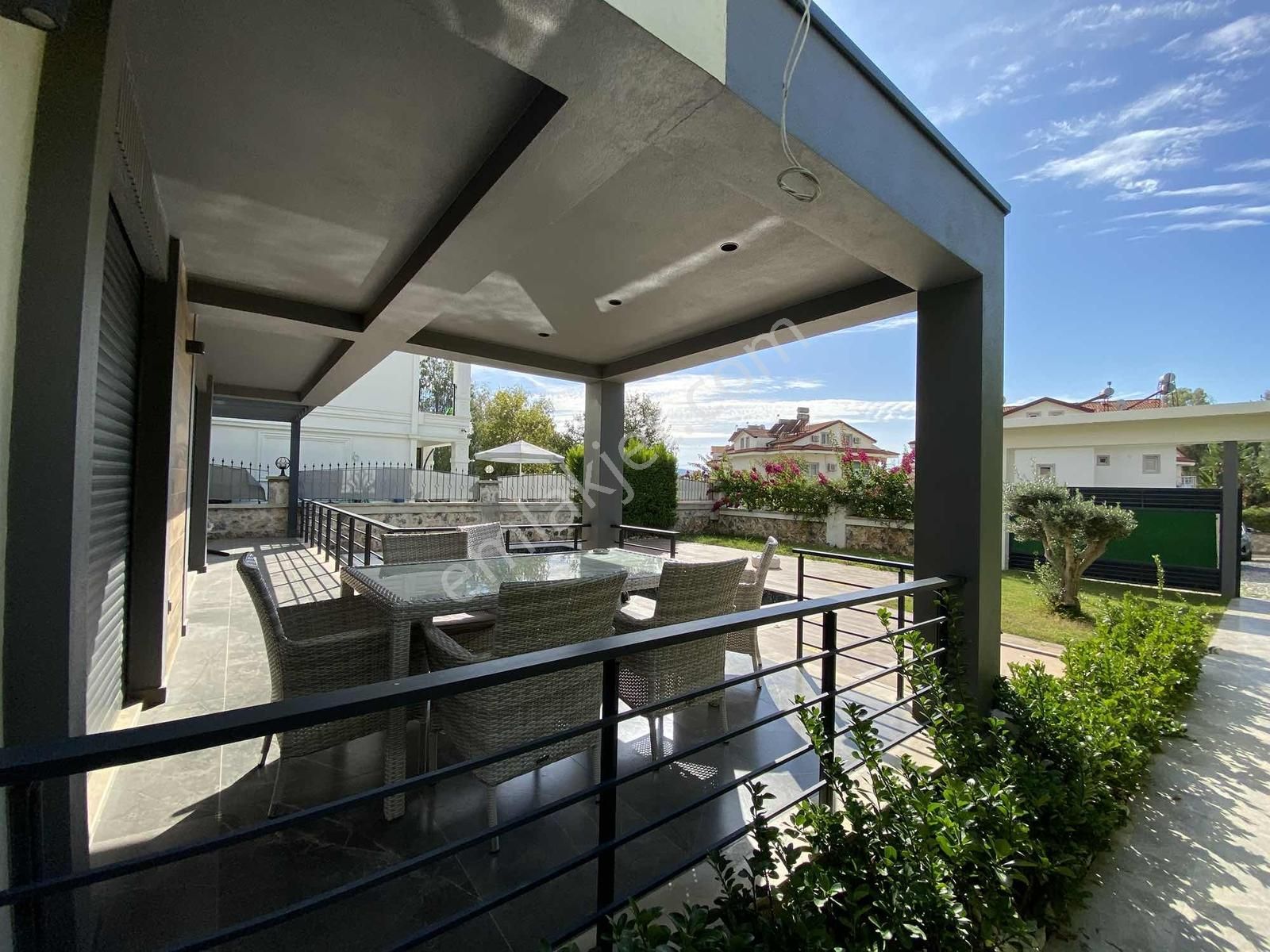 Koca Çalış'ta 4+1 Lüx Havuzlu Villa Uzun Dönem Kiralık - Görsel 17