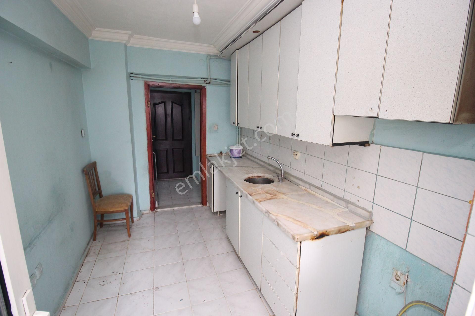 Emre Emlaktan Elvankent'te Gimsa Yanı Site İçi Arakatta 3+1 Satılık Daire - Görsel 6