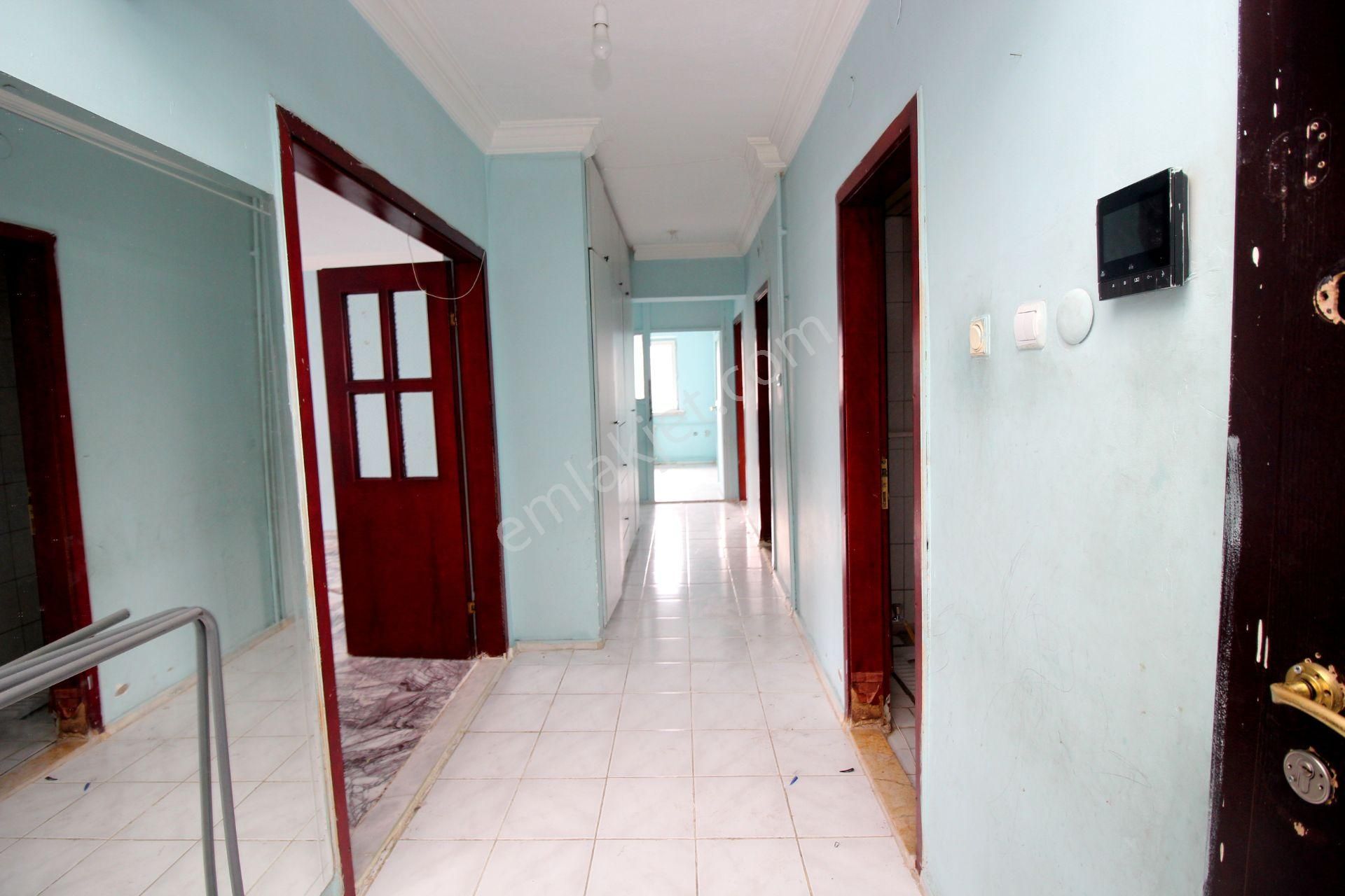 Emre Emlaktan Elvankent'te Gimsa Yanı Site İçi Arakatta 3+1 Satılık Daire - Görsel 28