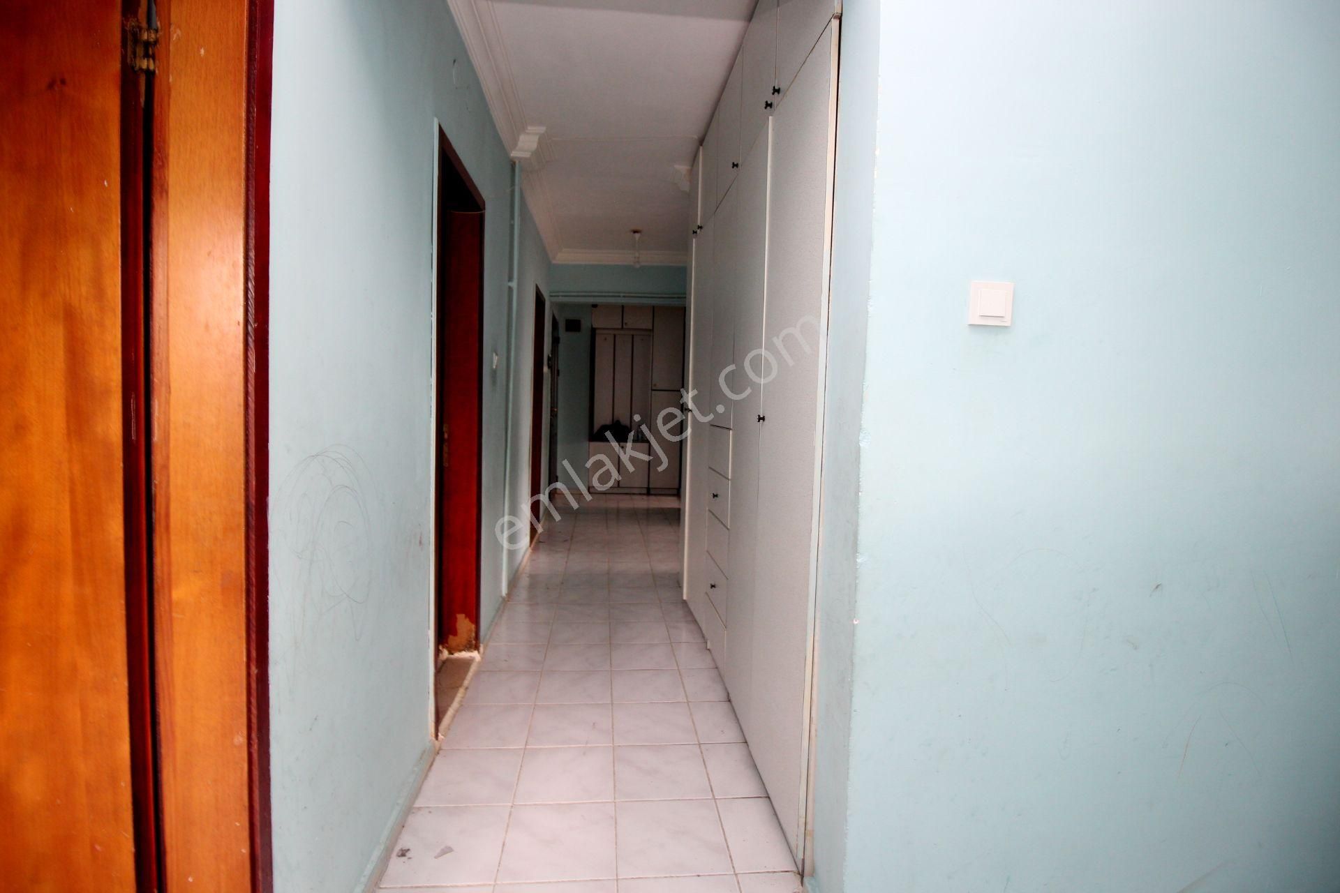 Emre Emlaktan Elvankent'te Gimsa Yanı Site İçi Arakatta 3+1 Satılık Daire - Görsel 24