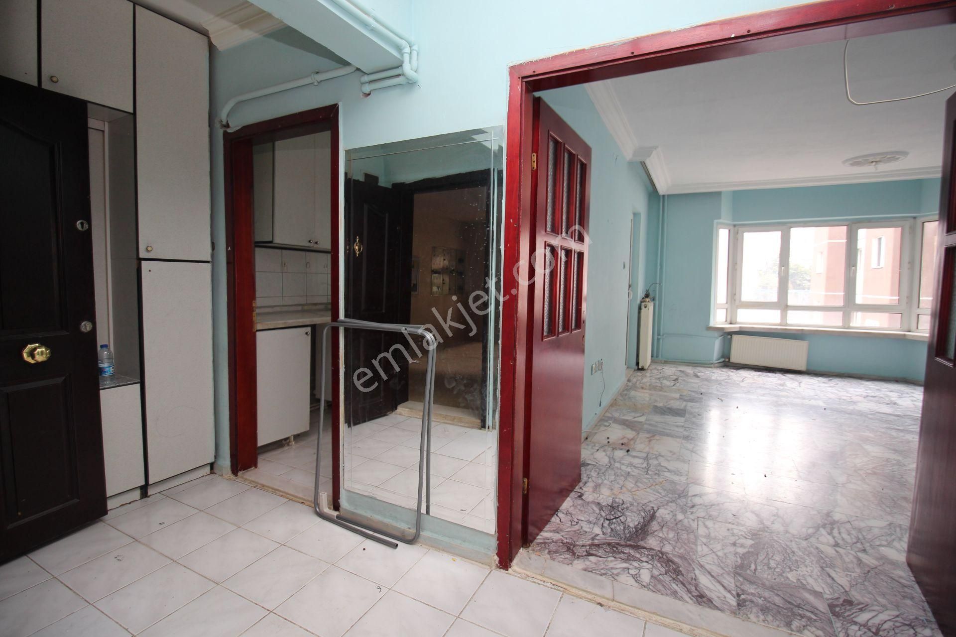 Emre Emlaktan Elvankent'te Gimsa Yanı Site İçi Arakatta 3+1 Satılık Daire - Görsel 30