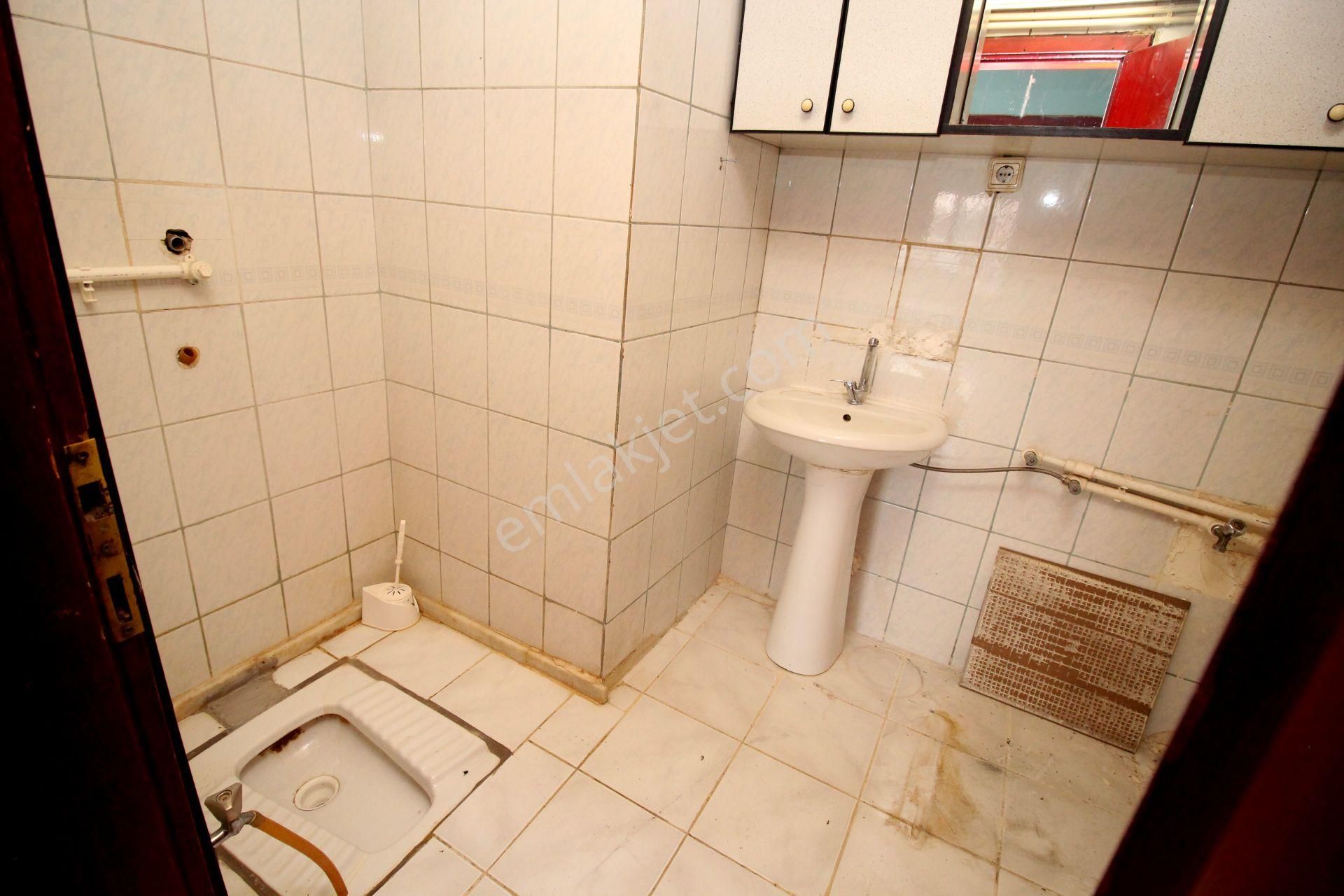 Emre Emlaktan Elvankent'te Gimsa Yanı Site İçi Arakatta 3+1 Satılık Daire - Görsel 22