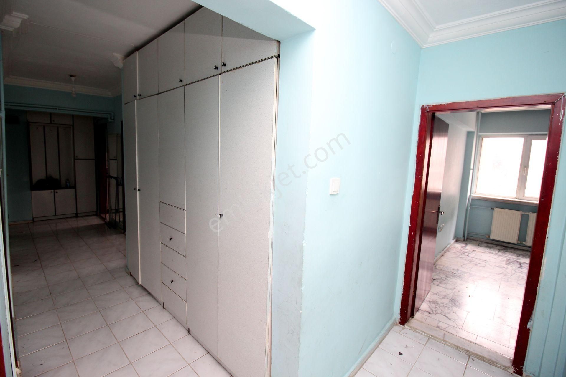 Emre Emlaktan Elvankent'te Gimsa Yanı Site İçi Arakatta 3+1 Satılık Daire - Görsel 25