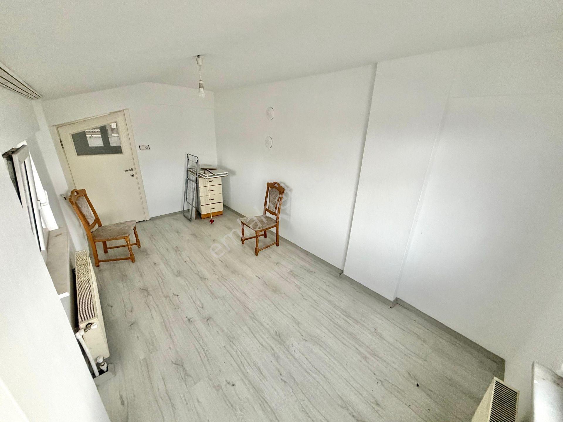 Home And Car'dan Edremitde İçi Yapılı Eşyalı 4+1 Dubleks Daire - Görsel 23