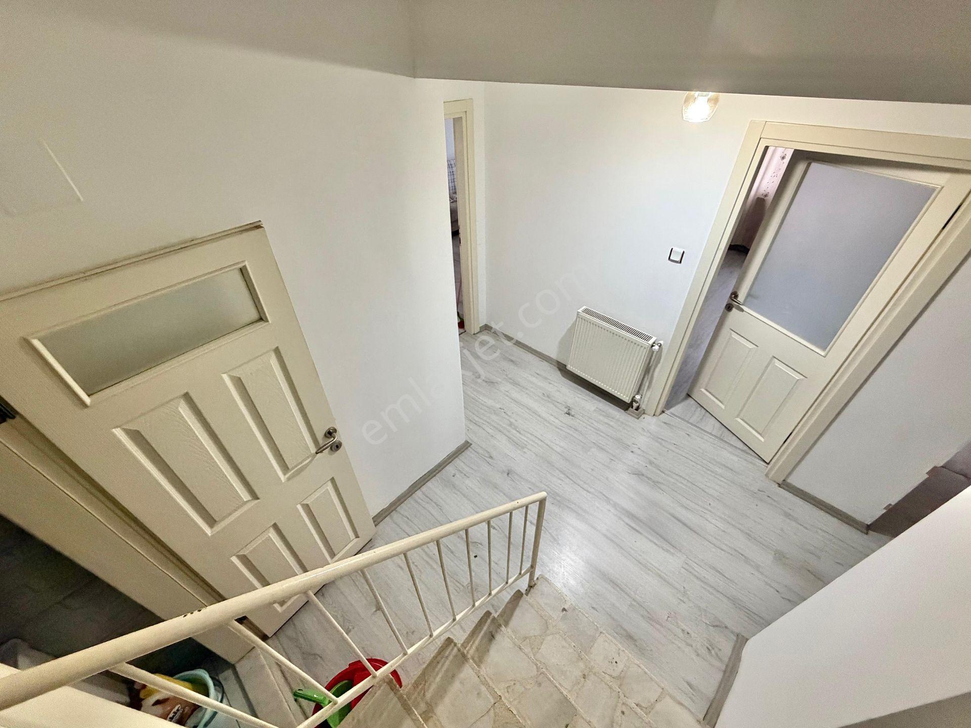 Home And Car'dan Edremitde İçi Yapılı Eşyalı 4+1 Dubleks Daire - Görsel 17