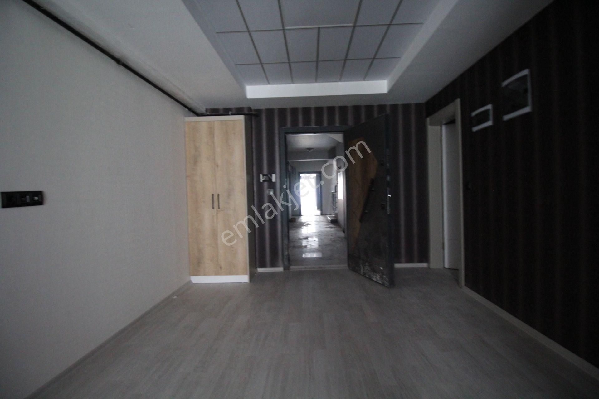 Aksaray Hacı Hasanlı Mahallesi Sıfır 1+1 Kiralık Ofis - Görsel 34