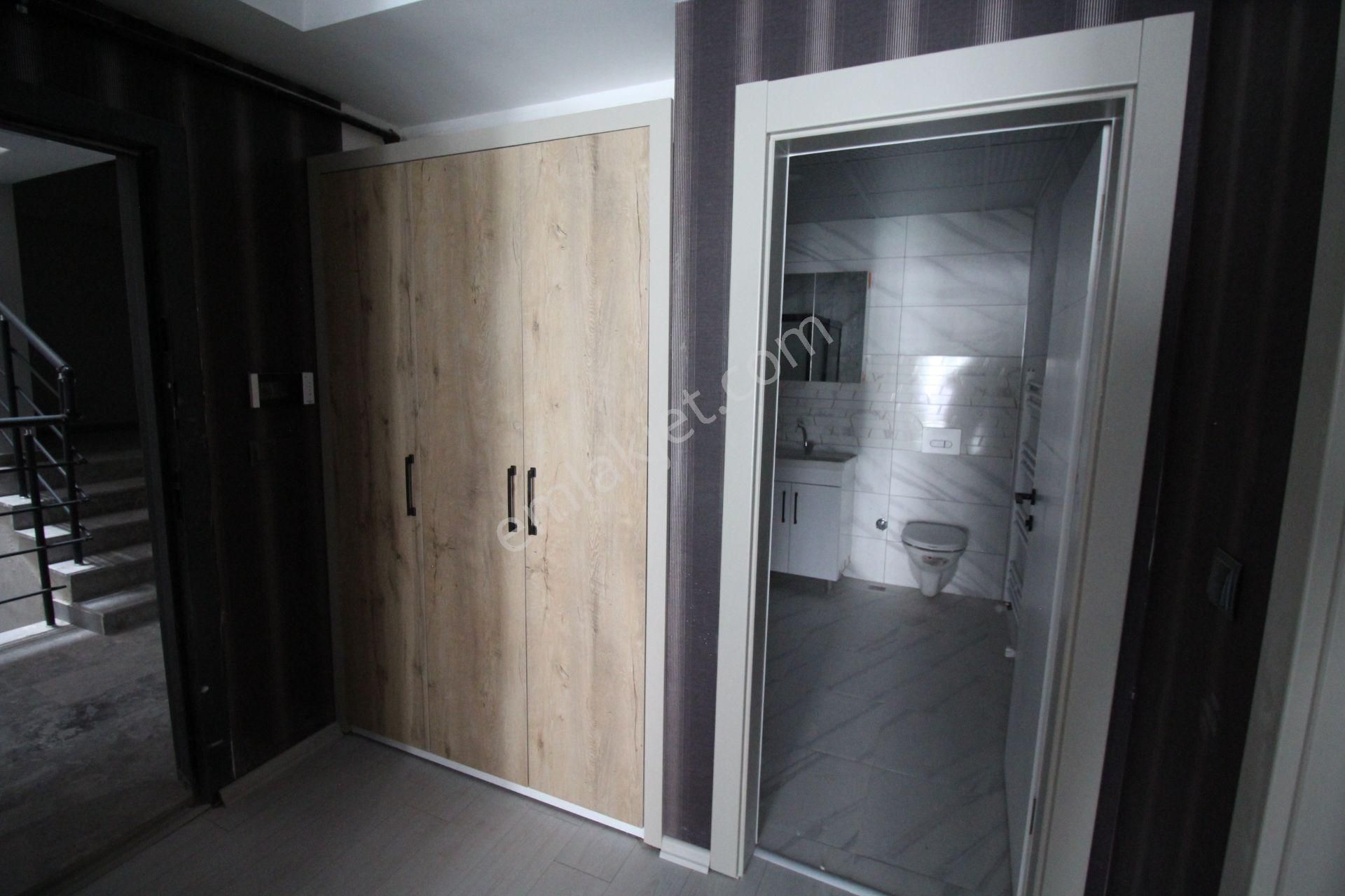 Aksaray Hacı Hasanlı Mahallesi Sıfır 1+1 Kiralık Ofis - Görsel 24