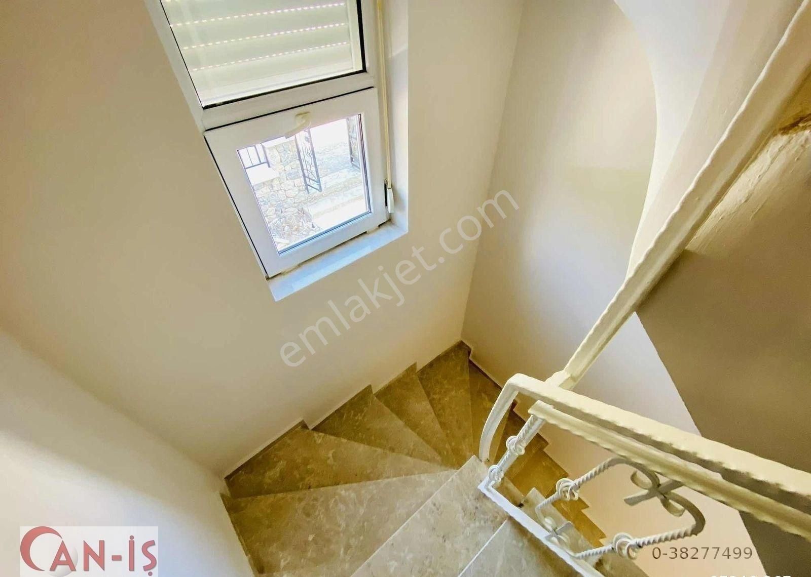 Göynükte 4+1 Tam Müstakil Tripleks Havuzlu Villa Can-iş Emlak - Görsel 5