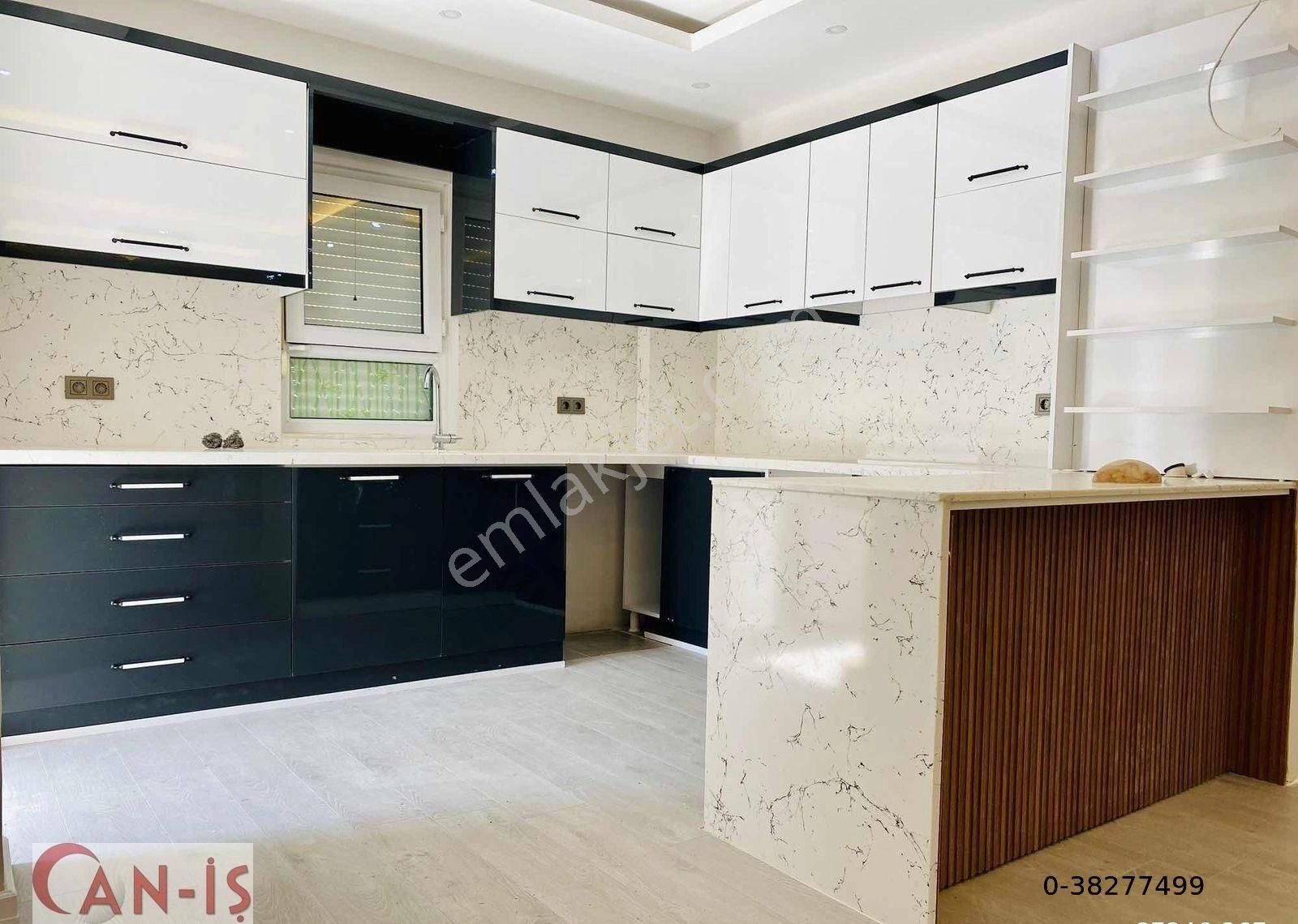 Göynükte 4+1 Tam Müstakil Tripleks Havuzlu Villa Can-iş Emlak - Görsel 30