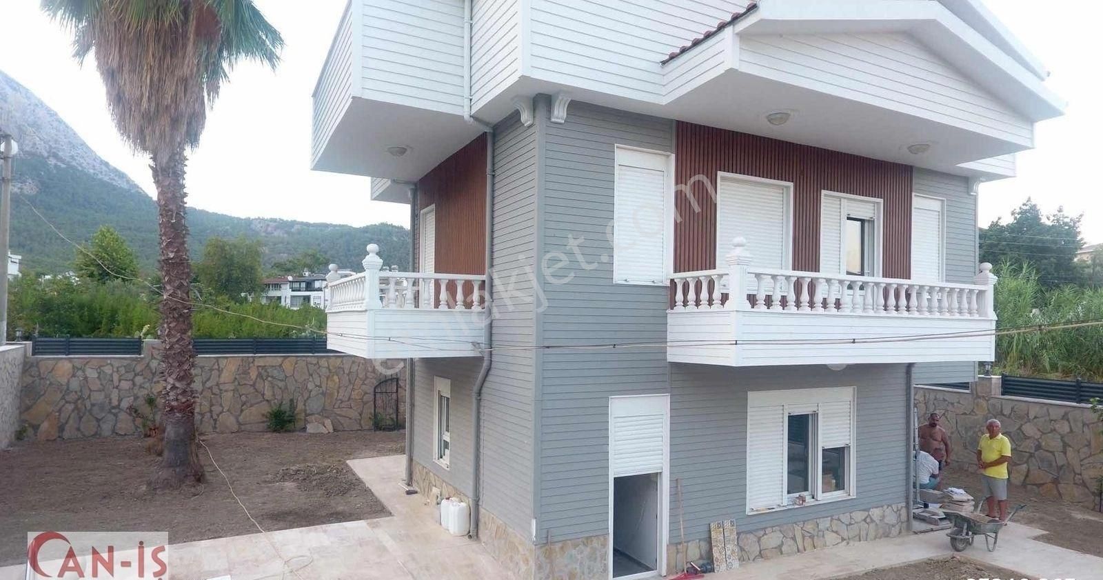 Göynükte 4+1 Tam Müstakil Tripleks Havuzlu Villa Can-iş Emlak - Görsel 26