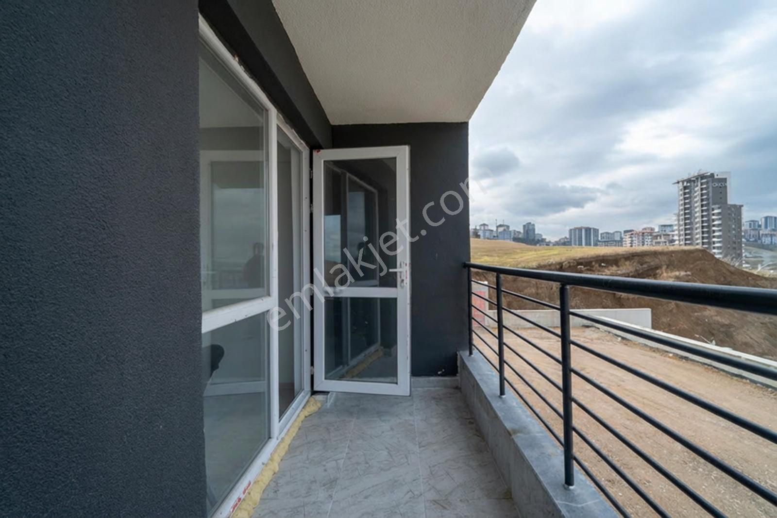 Protokol Yolunda 1+1 Kat Ve Cephe Seçenekleri İle Lüks Daireler - Görsel 6