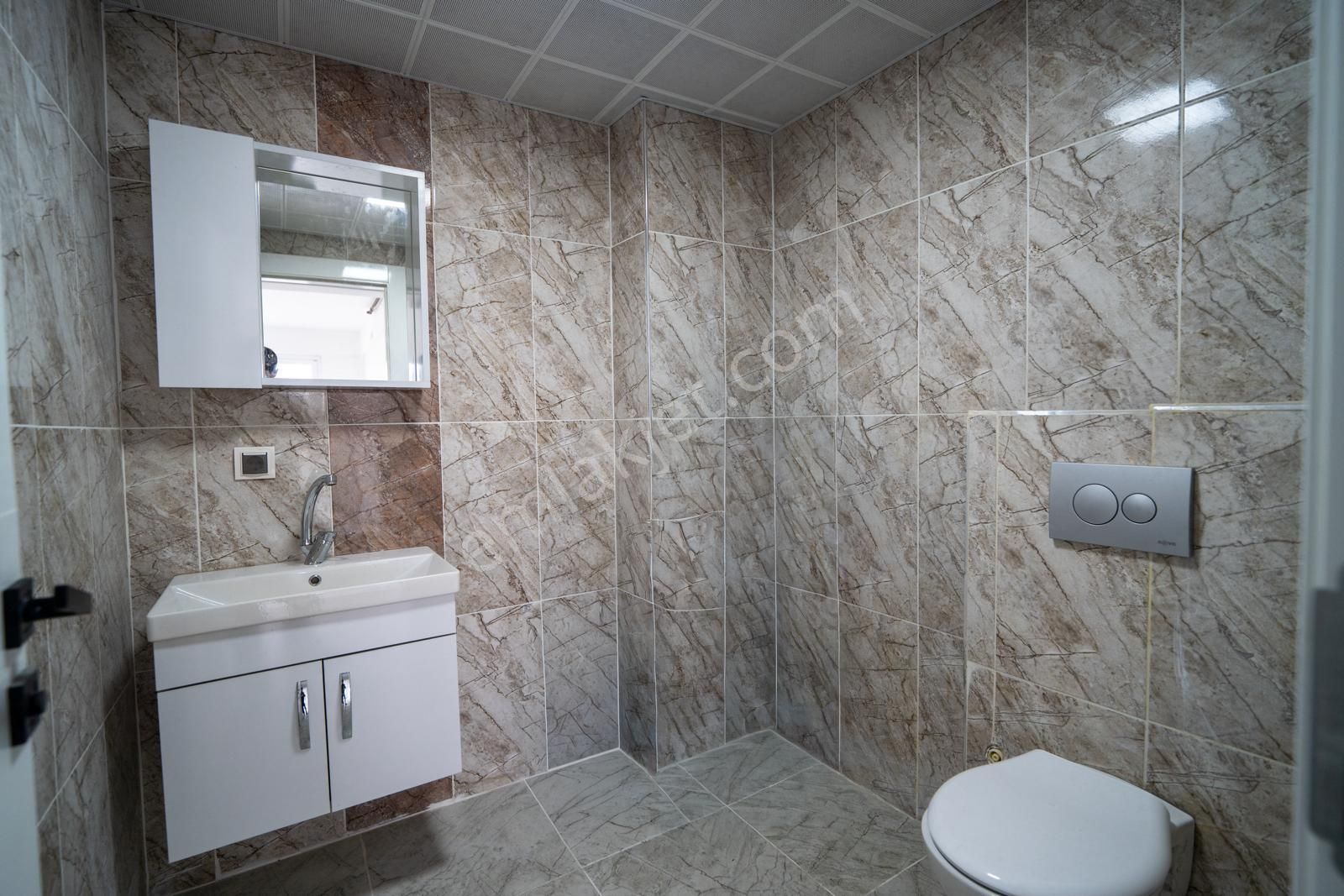 Protokol Yolunda 1+1 Kat Ve Cephe Seçenekleri İle Lüks Daireler - Görsel 9