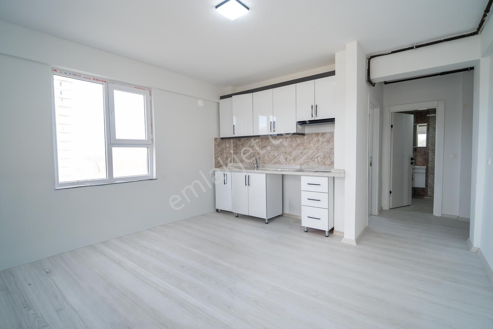 Protokol Yolunda 1+1 Kat Ve Cephe Seçenekleri İle Lüks Daireler - Görsel 2