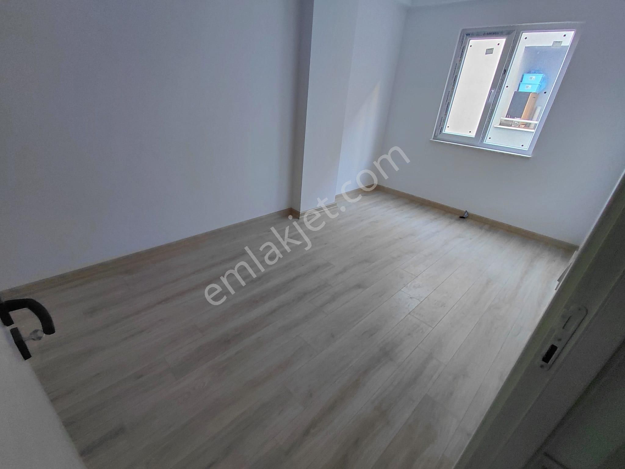 Merkezi Konumda Cadde Üzeri Karanlık Odasız 80m² 2+1 Daire - Görsel 27
