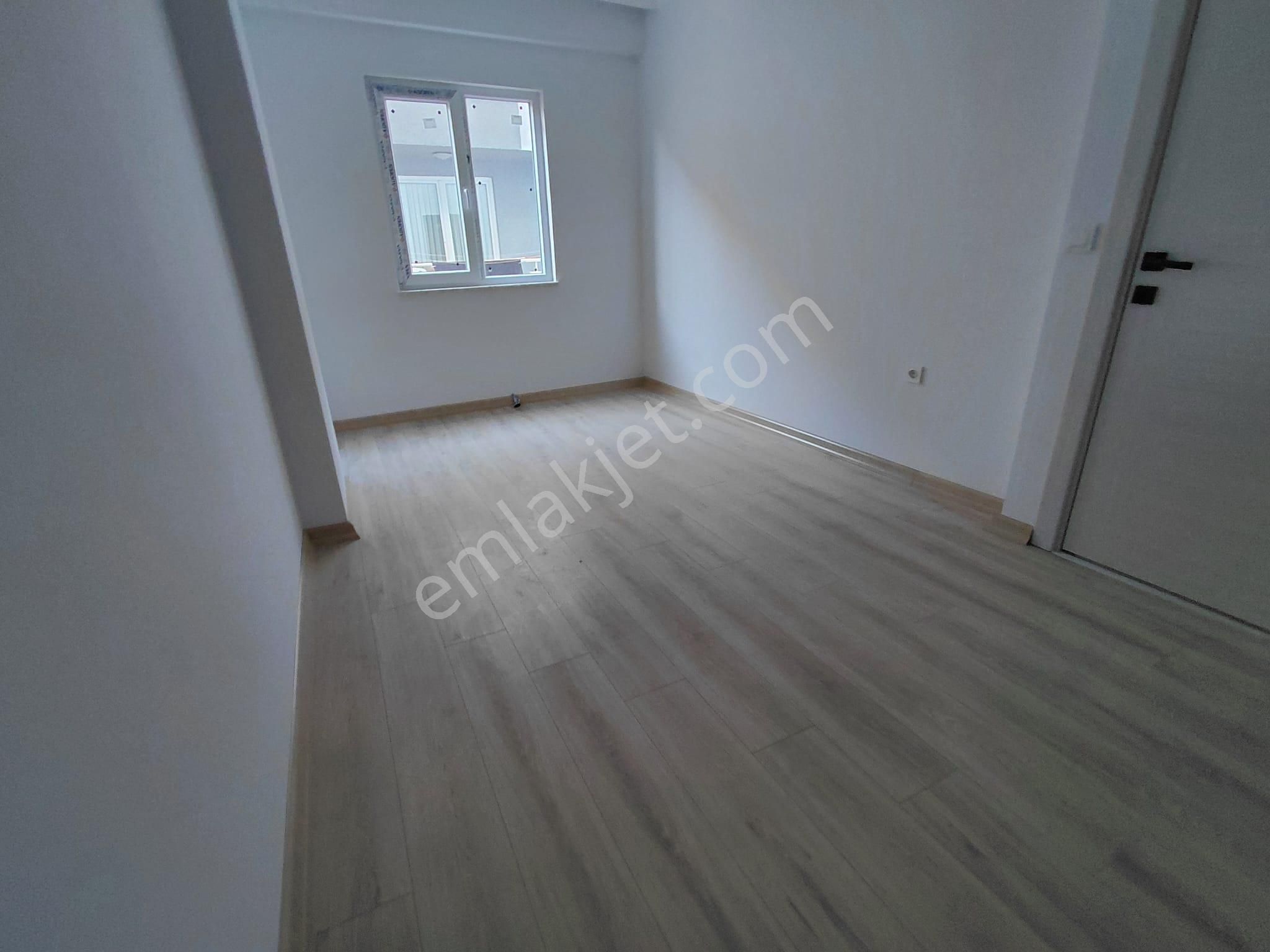 Merkezi Konumda Cadde Üzeri Karanlık Odasız 80m² 2+1 Daire - Görsel 24