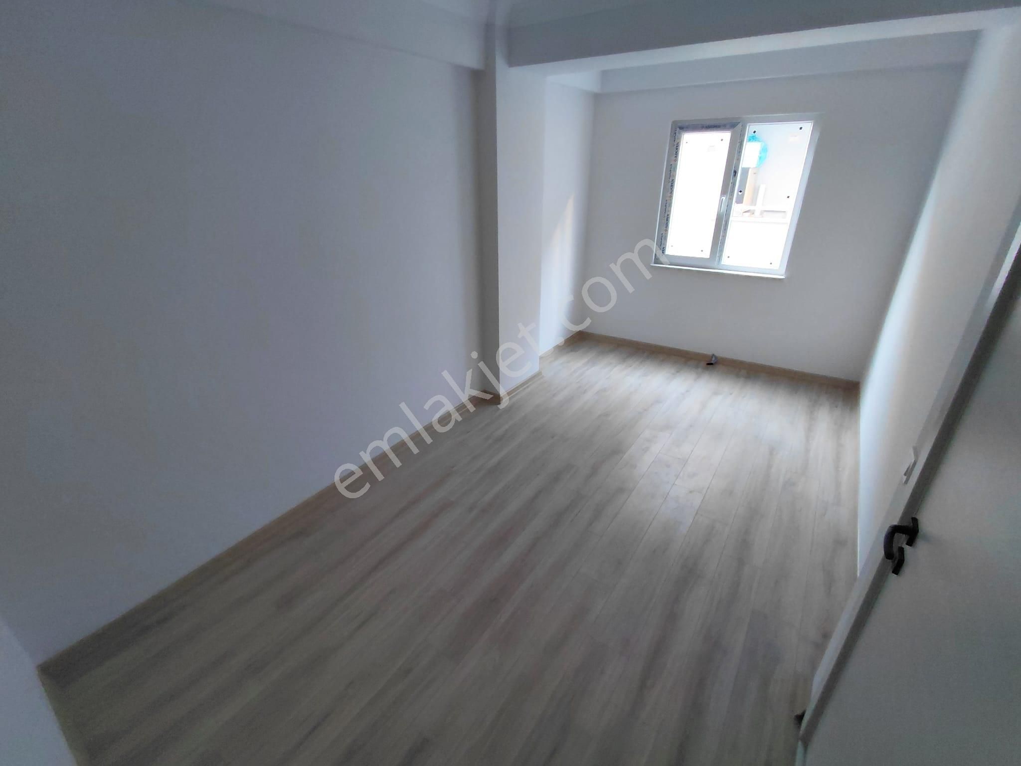 Merkezi Konumda Cadde Üzeri Karanlık Odasız 80m² 2+1 Daire - Görsel 28
