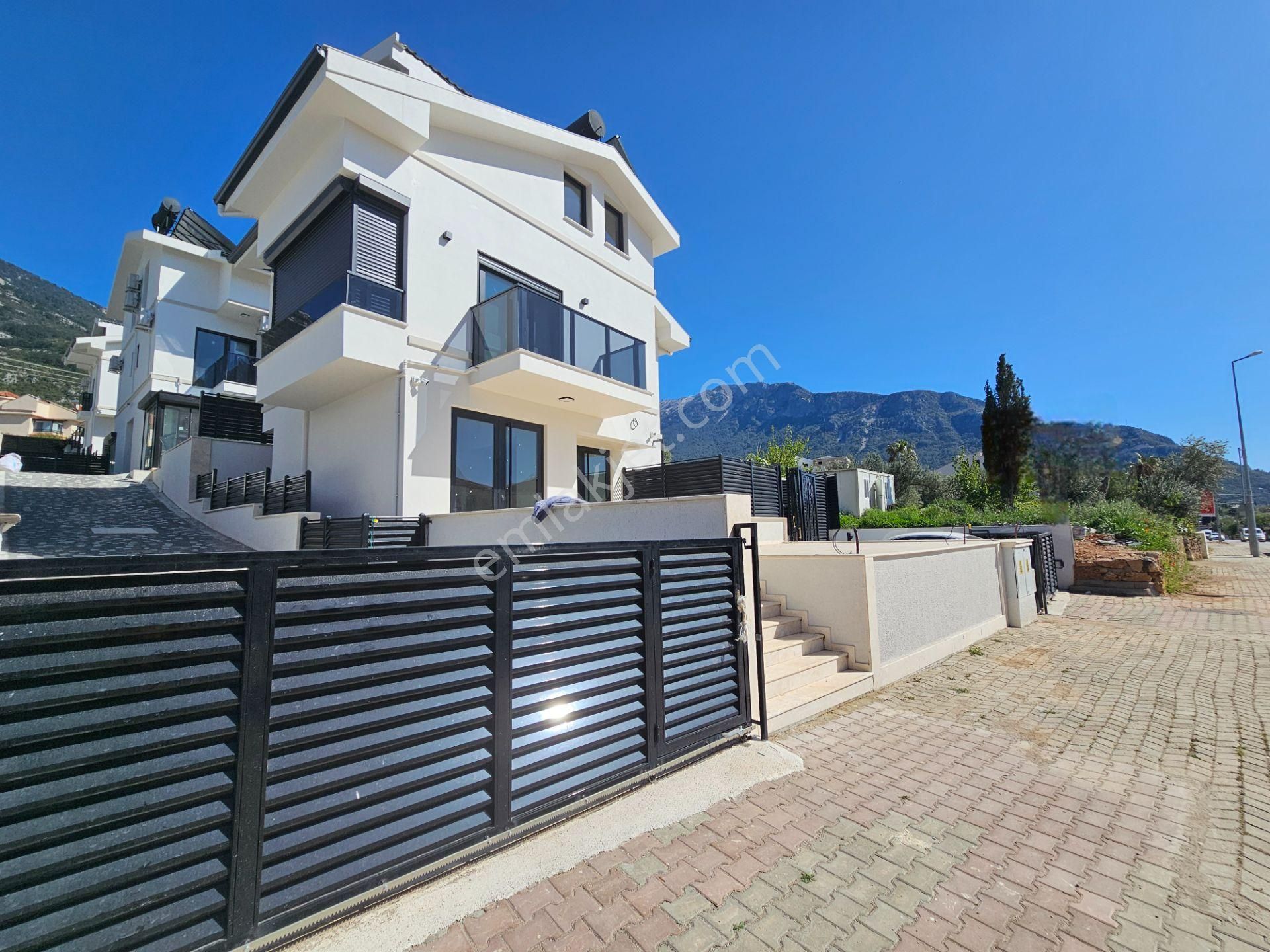 Goldhouse Dan Satılık Cadde Üzeri Ve Tabela Değeri Yüksek Fırsat Dükkan - Görsel 7