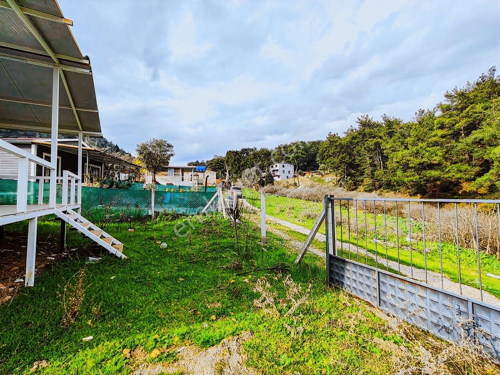 İçinde Evi Olan Resmi Tapulu Köy İçi Tarla - Görsel 12