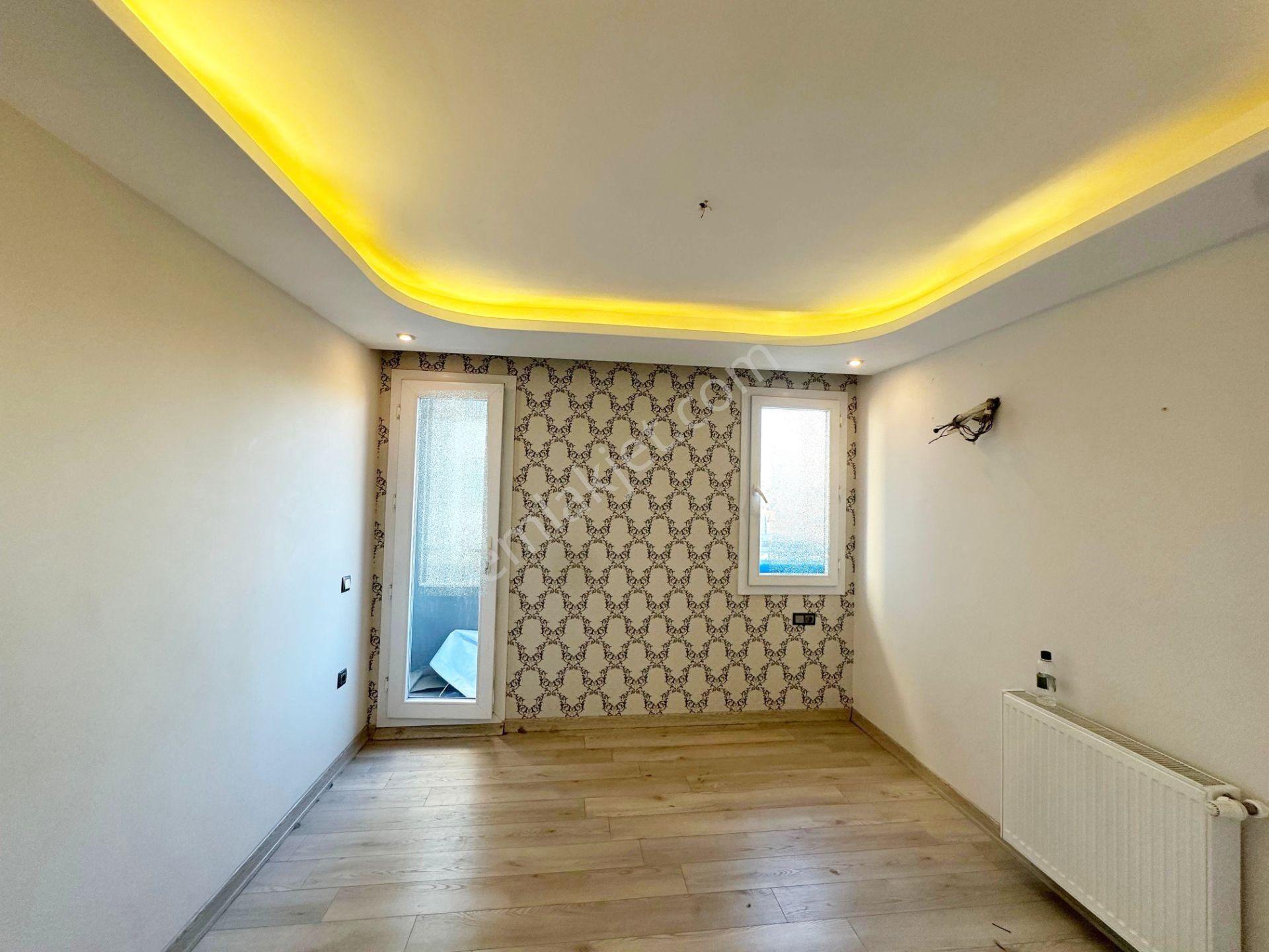 Tellidere'de_bulvar_üzeri_giyinme_odalı_ç.banyolu_iskanlı_3+1 - Görsel 14