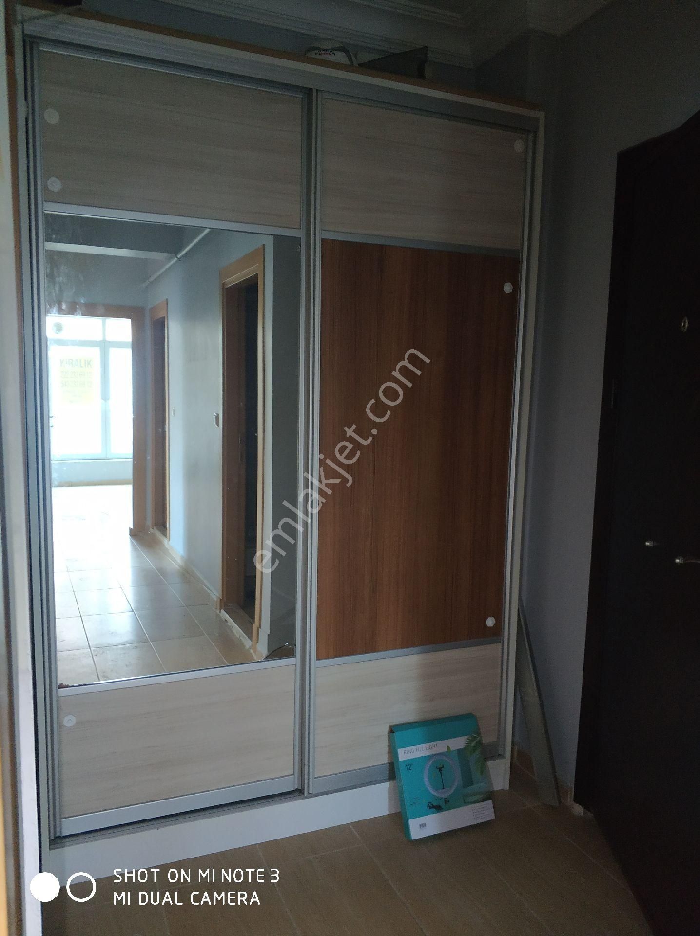 Bahçelievler Mahallesi'nde Orhan Oğuz Caddesi Yakını Kiralık 2+1 Asansörlü Balkonlu Daire - Görsel 20