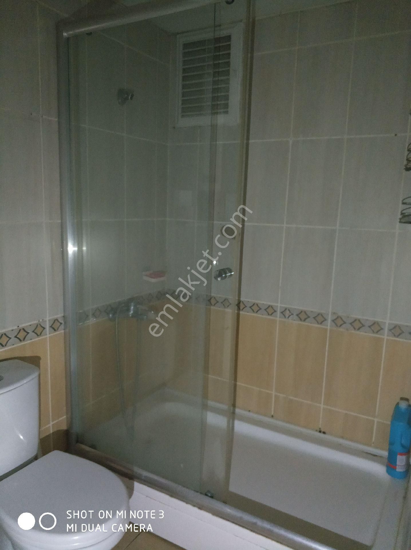 Bahçelievler Mahallesi'nde Orhan Oğuz Caddesi Yakını Kiralık 2+1 Asansörlü Balkonlu Daire - Görsel 16