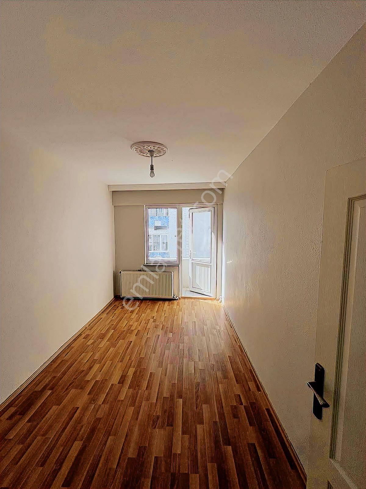 Aktaş Gayrimenkulden Reşadiyede 2+1 90 M2 Satılık - Görsel 9
