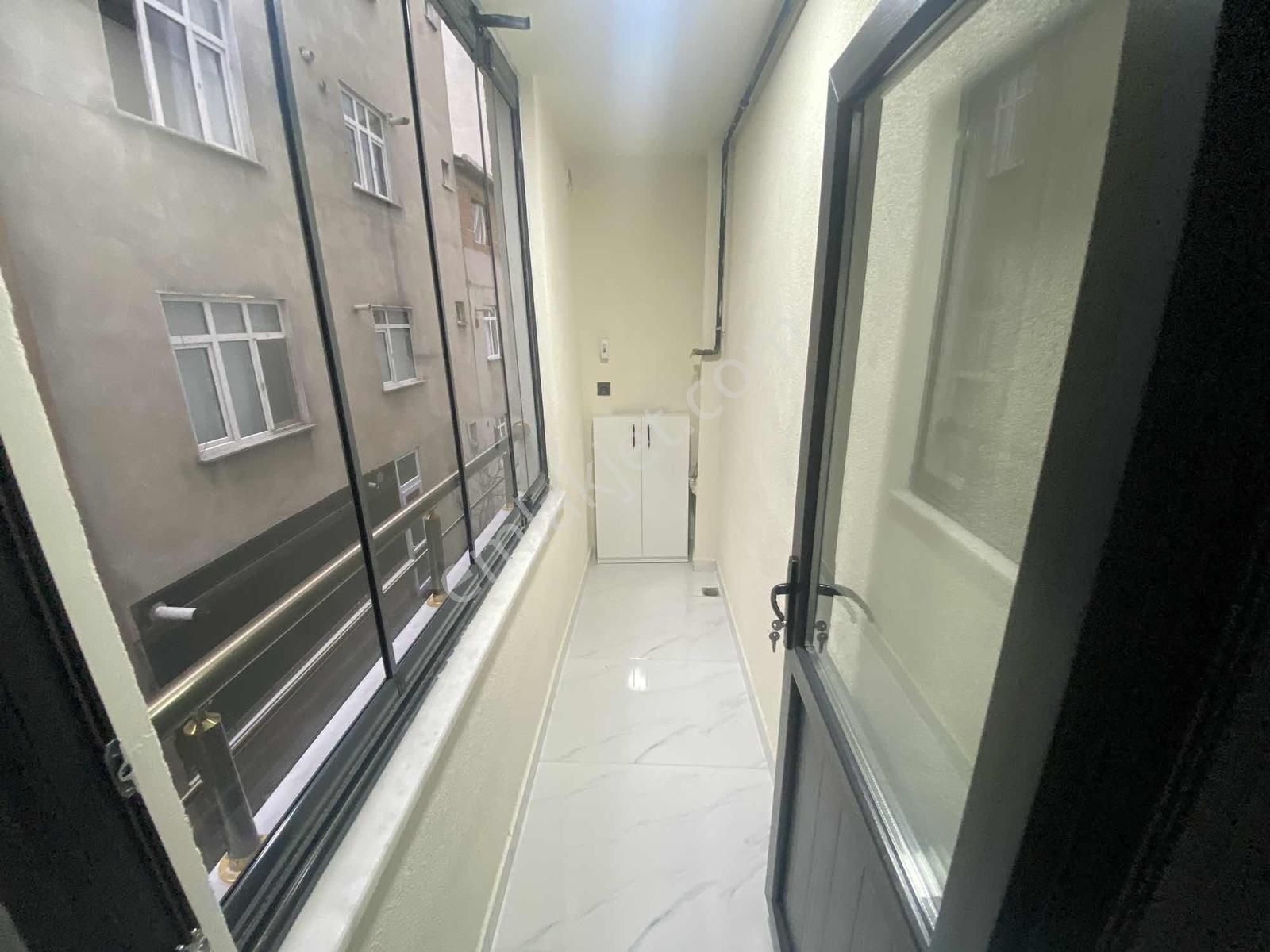 Pusula İnşaat Cebeci Mah Satılık Lüx Ara Kat Daire 100m2 2+1 - Görsel 32