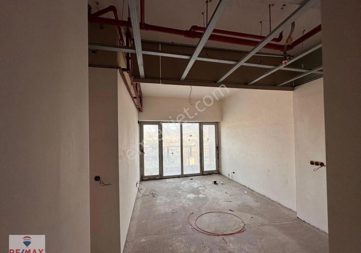 Bornova Poınt Resıdence Satılık 2+1 Daire - Görsel 17