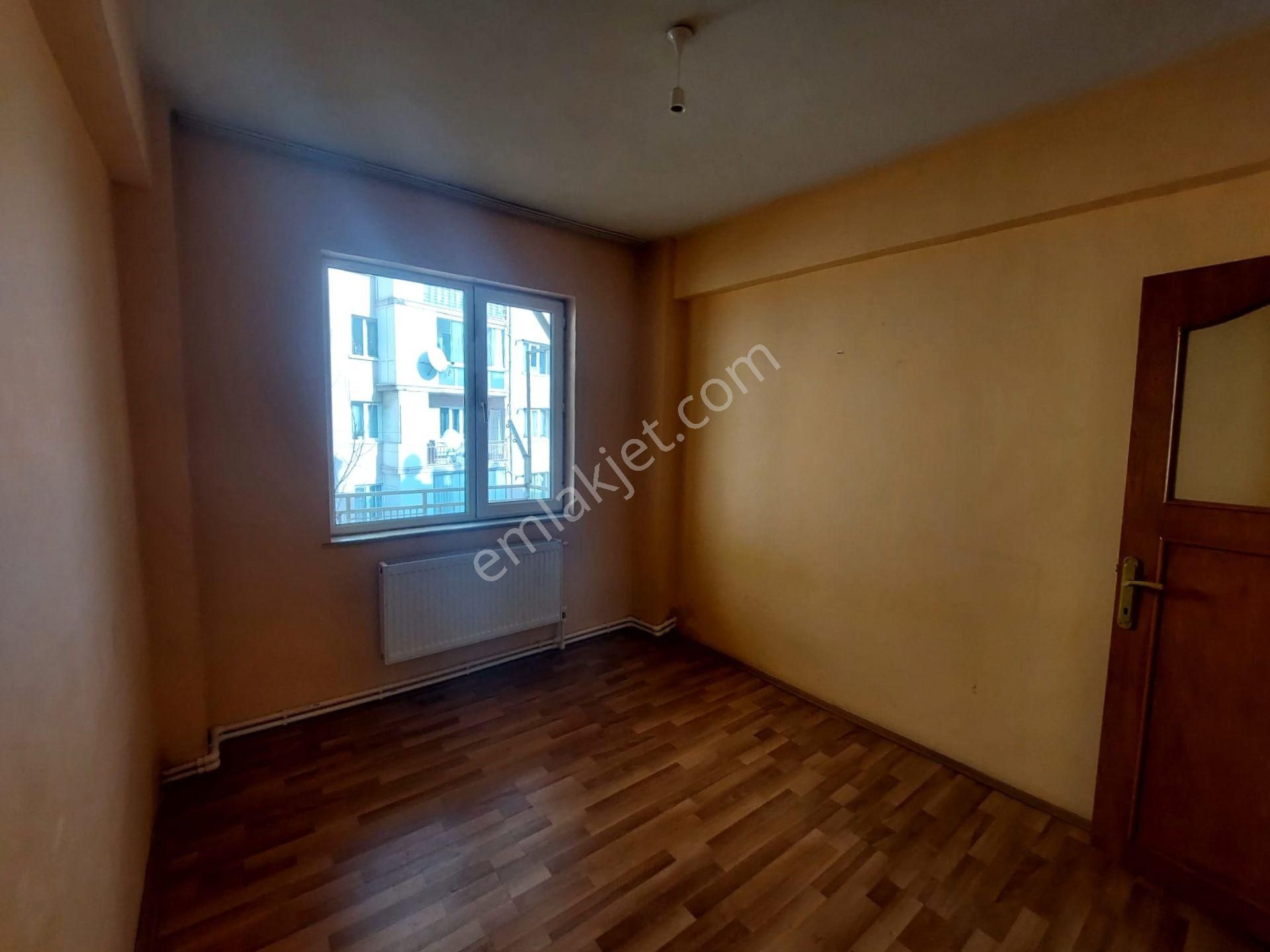 Recep Ümit Emlak'tan Hacı Seyit Mahallesi Gazi Yakup Satar Caddesi Yakını Kiralık 2+1 Daire - Görsel 12