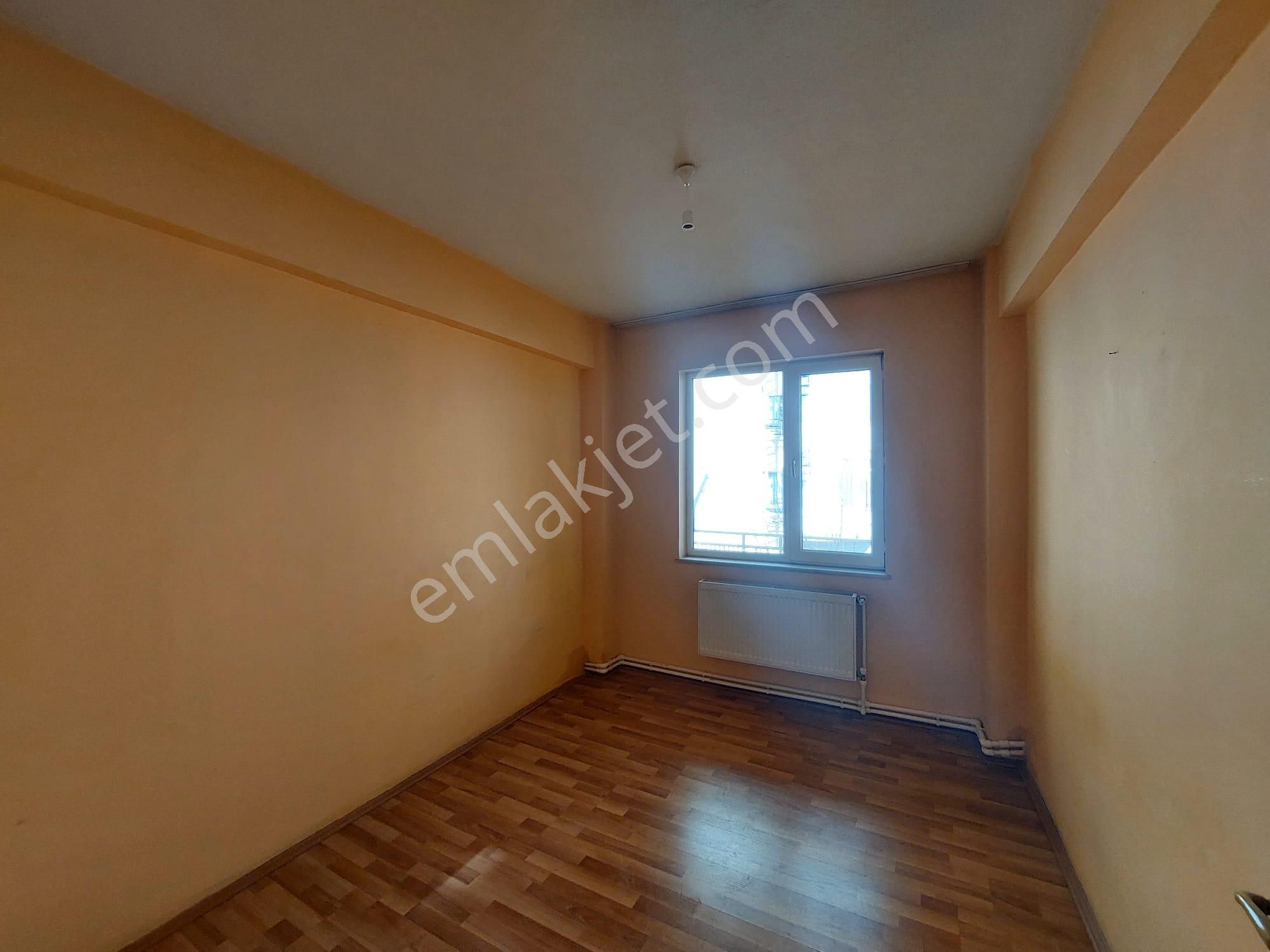 Recep Ümit Emlak'tan Hacı Seyit Mahallesi Gazi Yakup Satar Caddesi Yakını Kiralık 2+1 Daire - Görsel 14