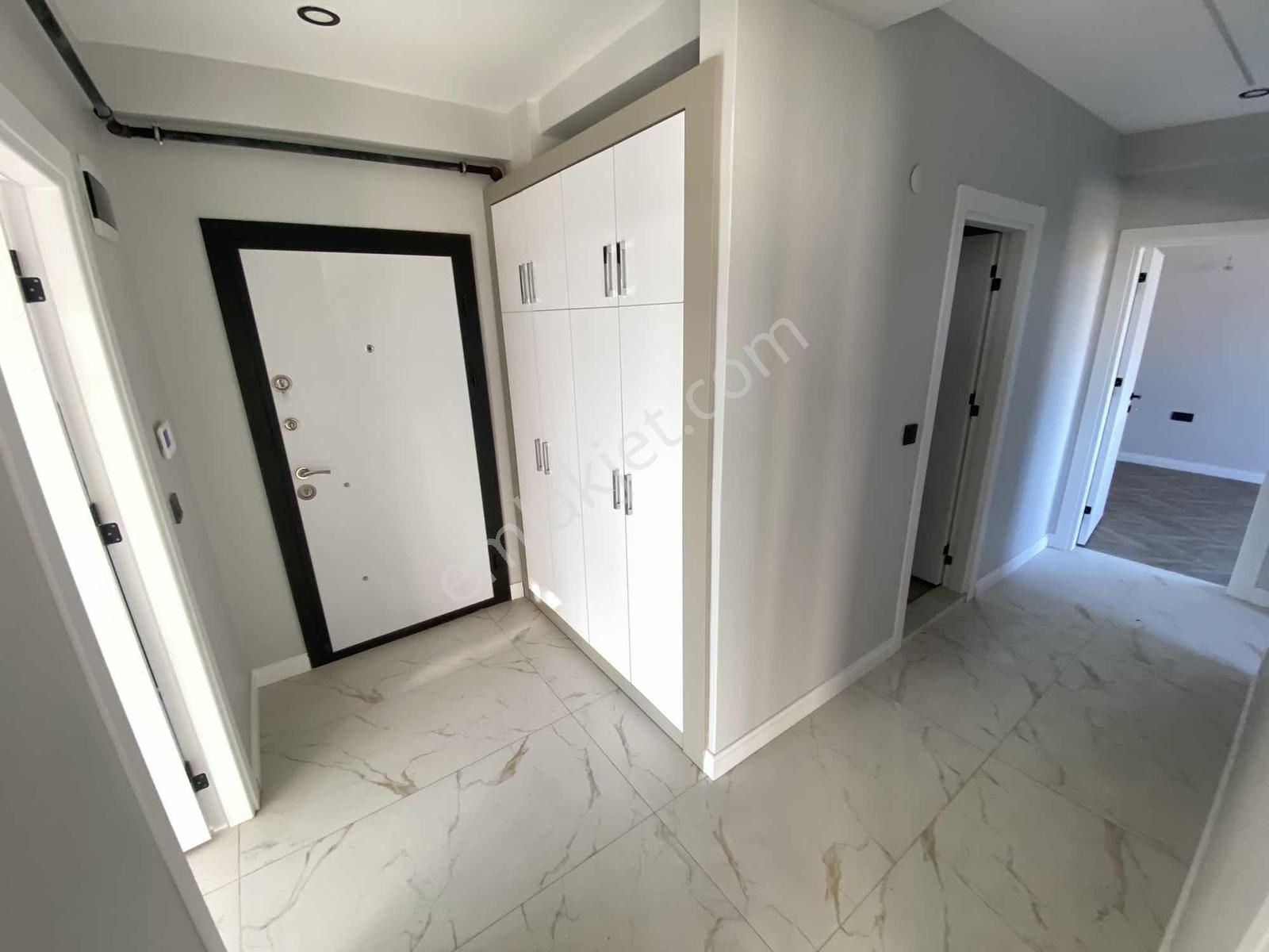 Tuğradan Önerler'de 2+1 Sıfır İskanlı Lüx Satılık Daire - Görsel 12